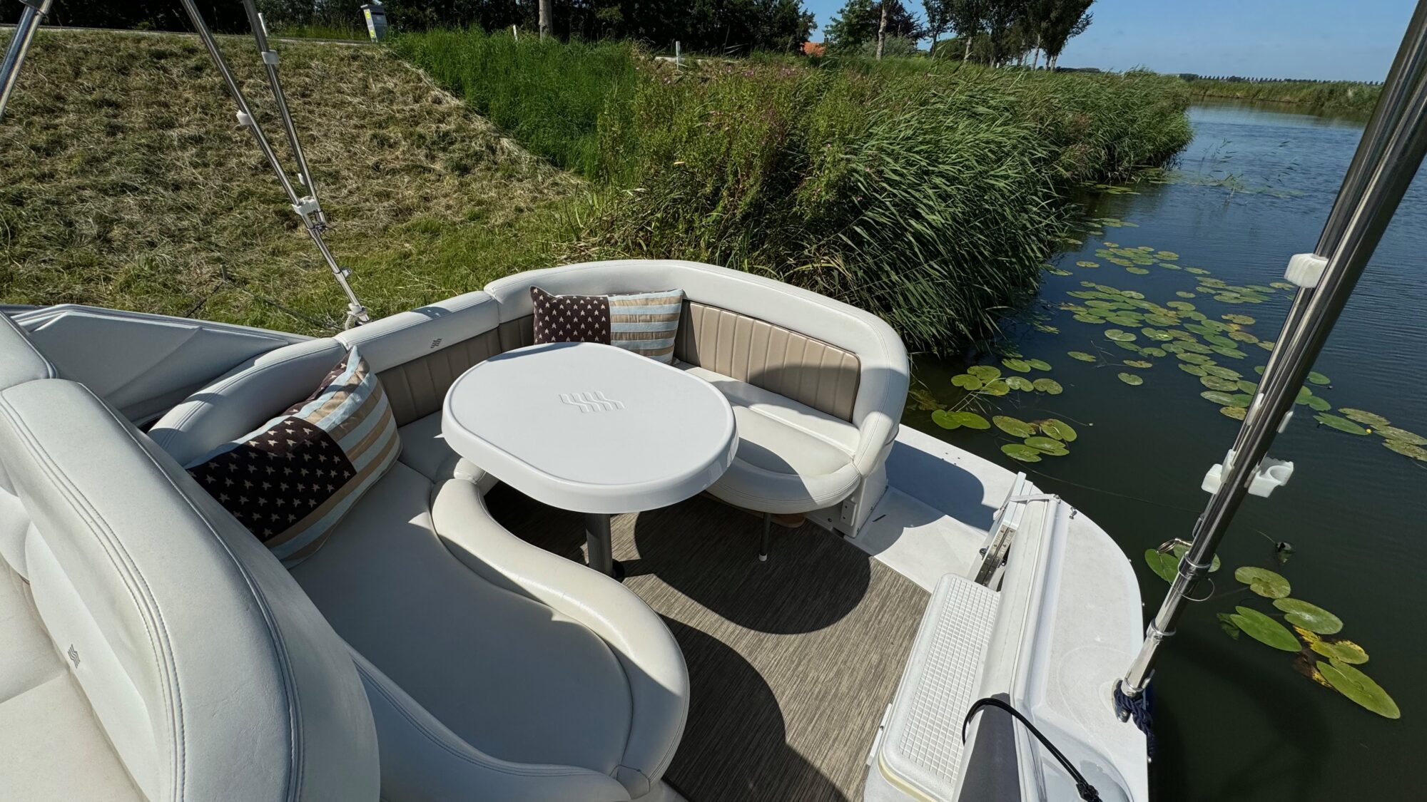 Four Winns 248 Vista