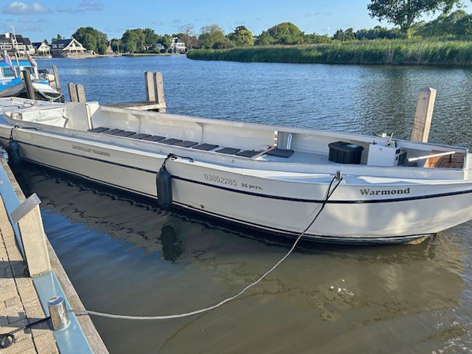 Open Rondvaartboot 35 gasten
