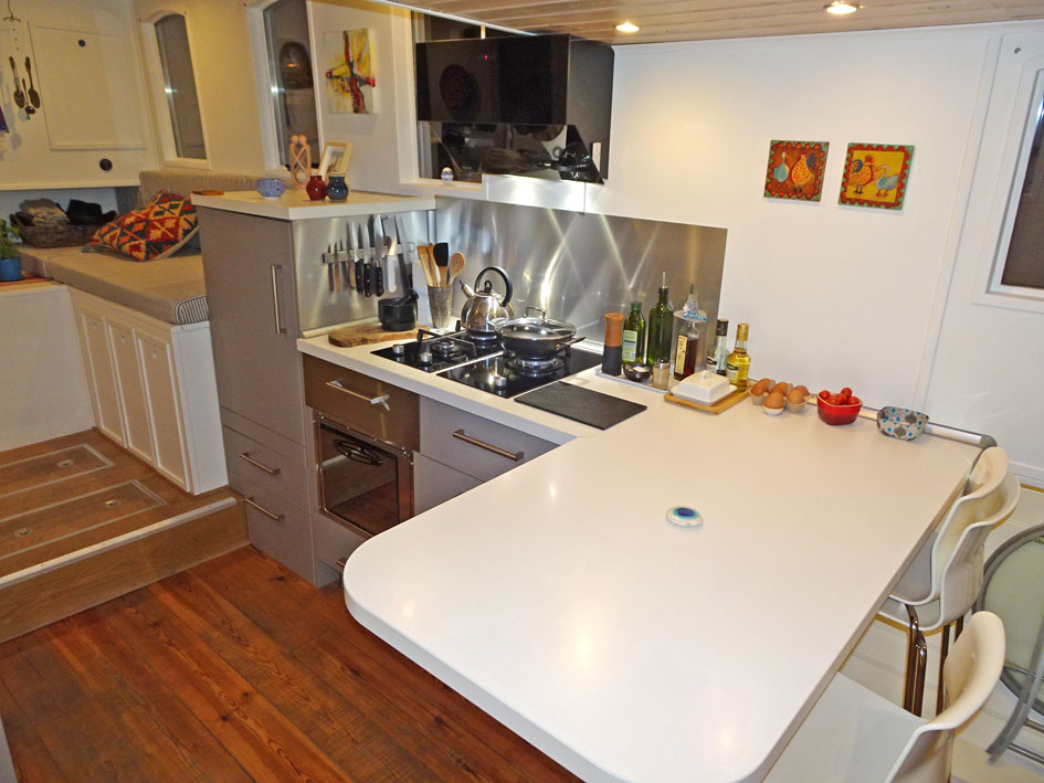 Varend Woonschip Skutsje 17.12