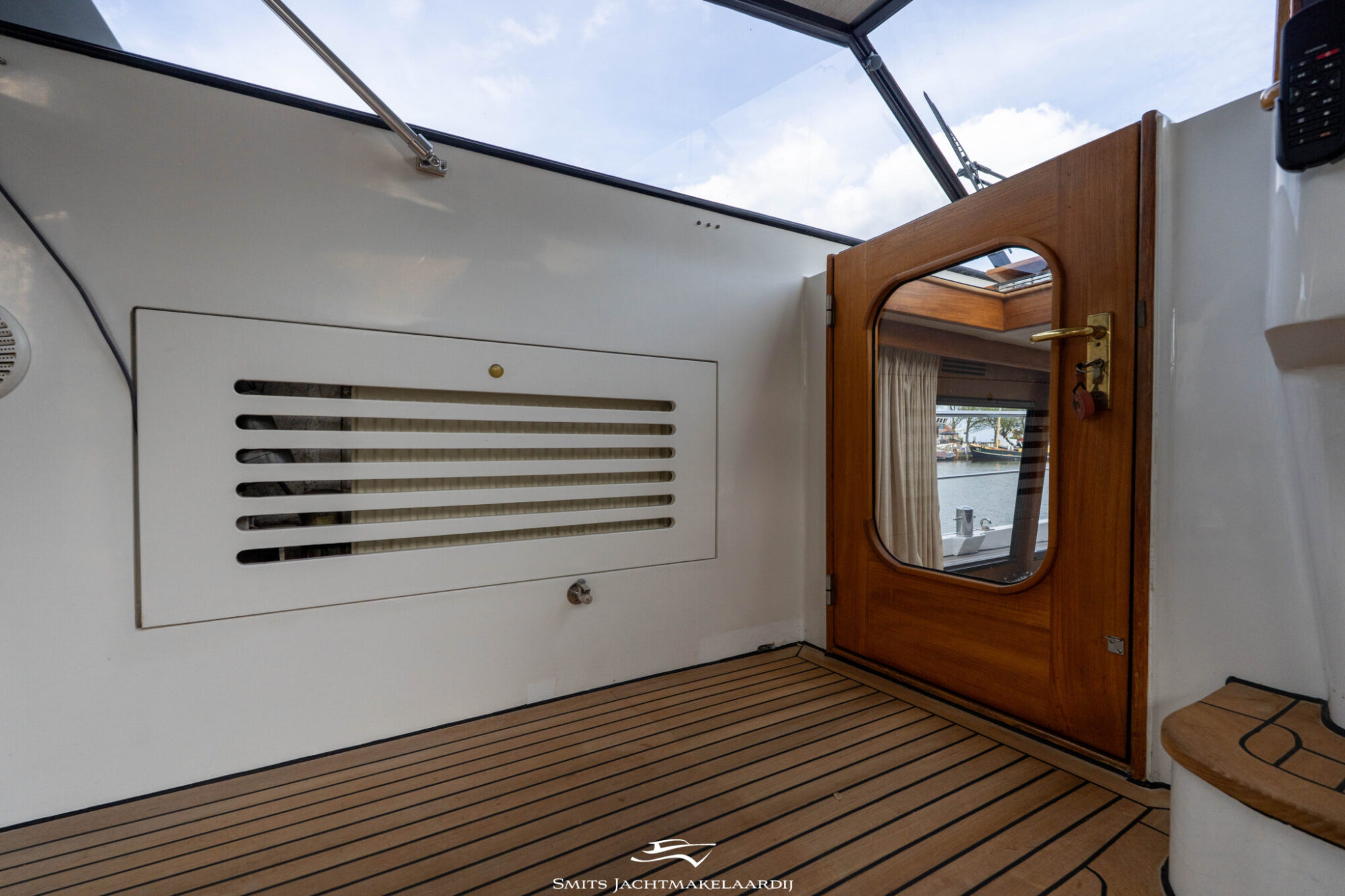 Van den Hoven Allure 155 Cabrio