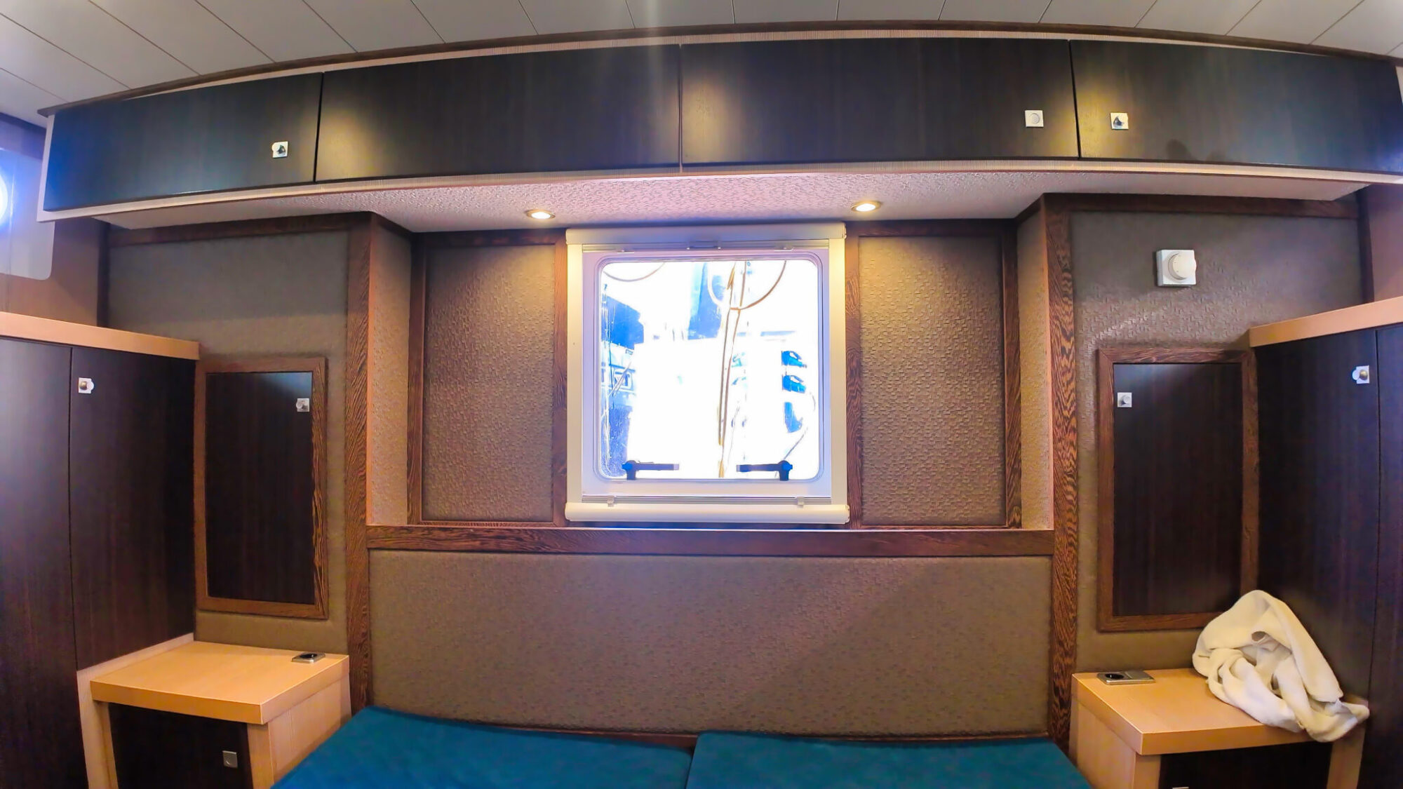 Aventura 43 AK Cabrio