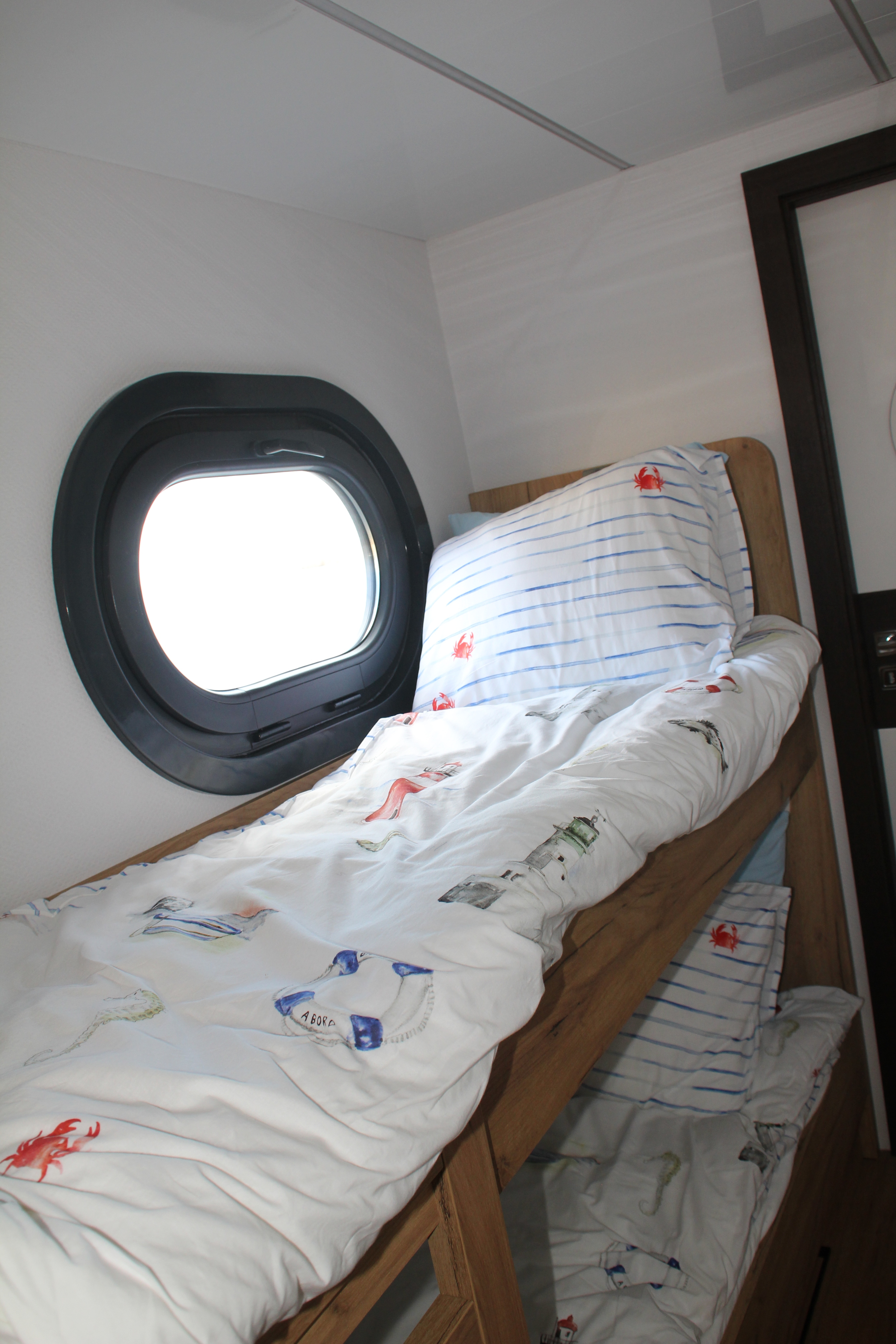 Campi 400 Houseboat HARDEWIJK Charteligplaats