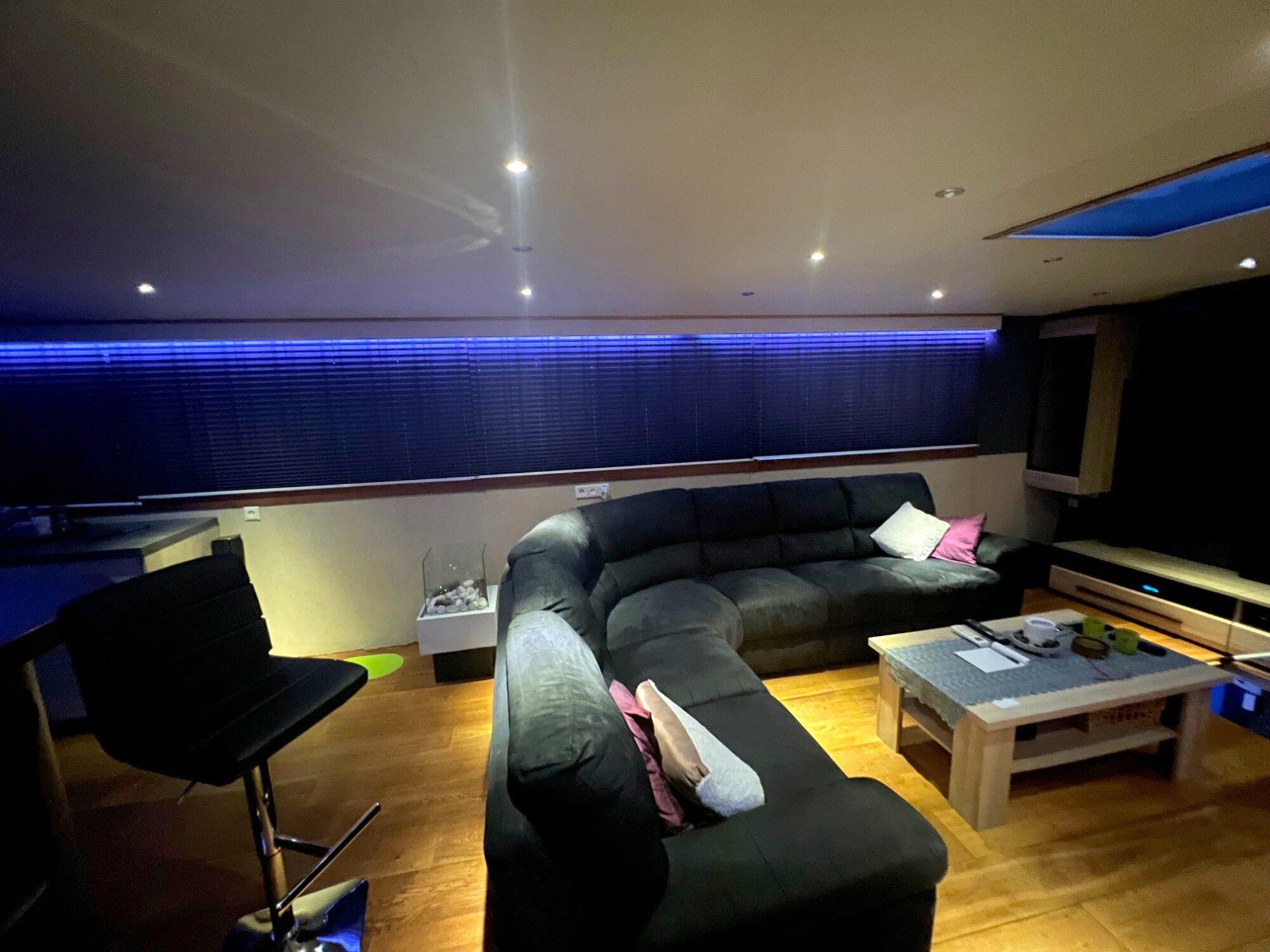 Luxe-Motor Luxe Motor 27.70 VS Varend Woonschip