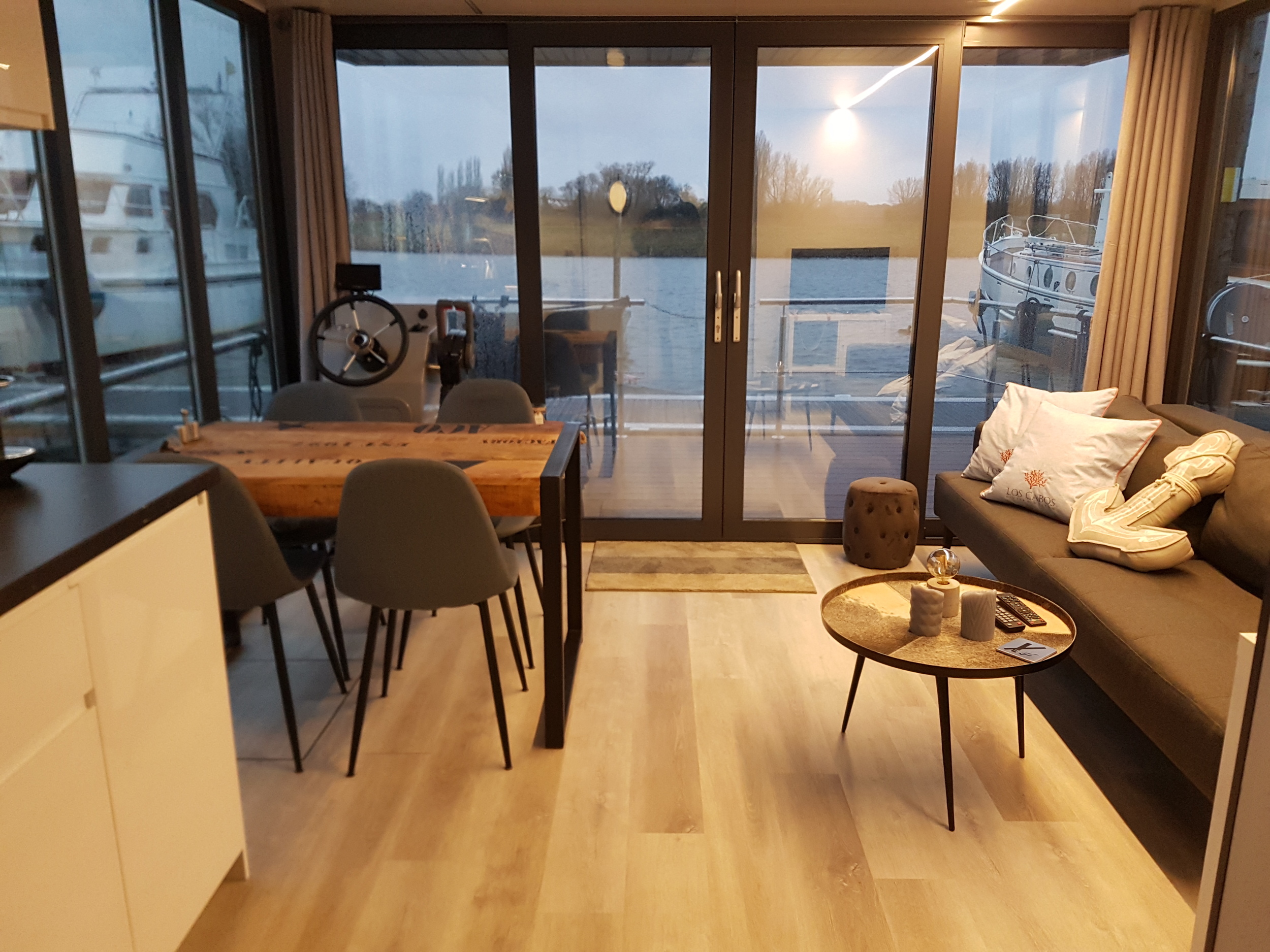 La Mare Houseboat Apartboat L - NEW