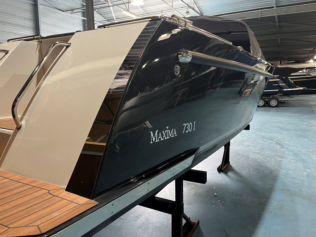 Maxima Boats Aanbieding -  730I met Vetus 42 pk Diesel in donkergrijs op voorraad!