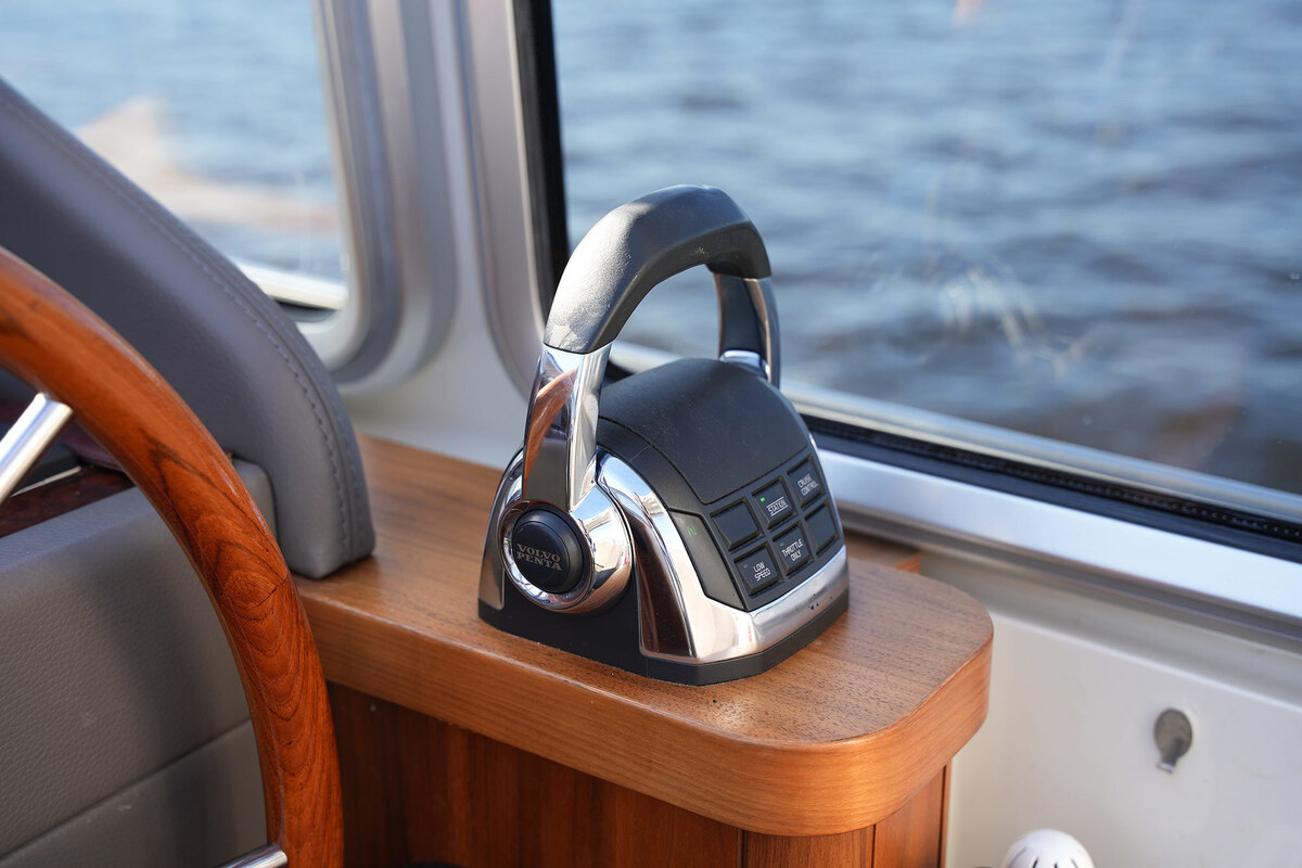 Linssen Grand Sturdy 410 AC Variotop met stabilisator