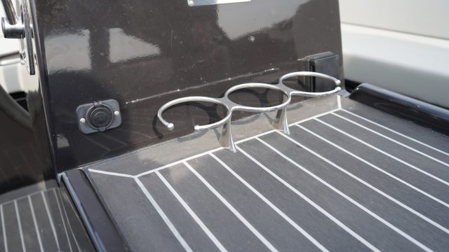 Seafury Hawker 725 jonge occasion