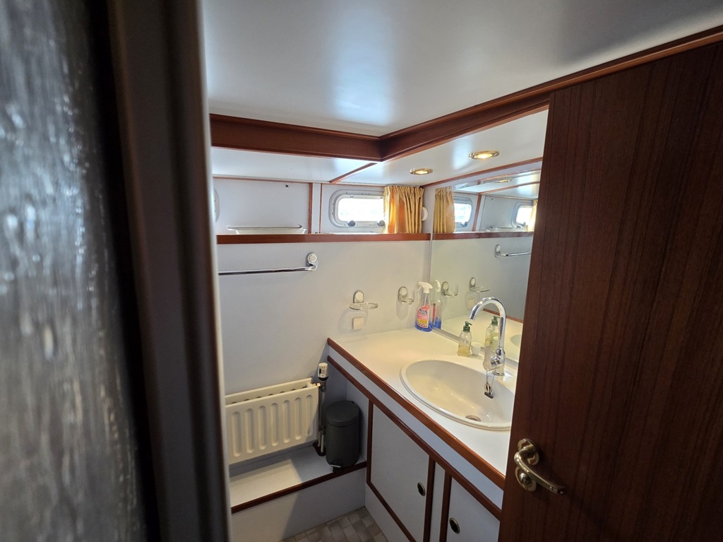 Valk Spiegelkotter 15.50