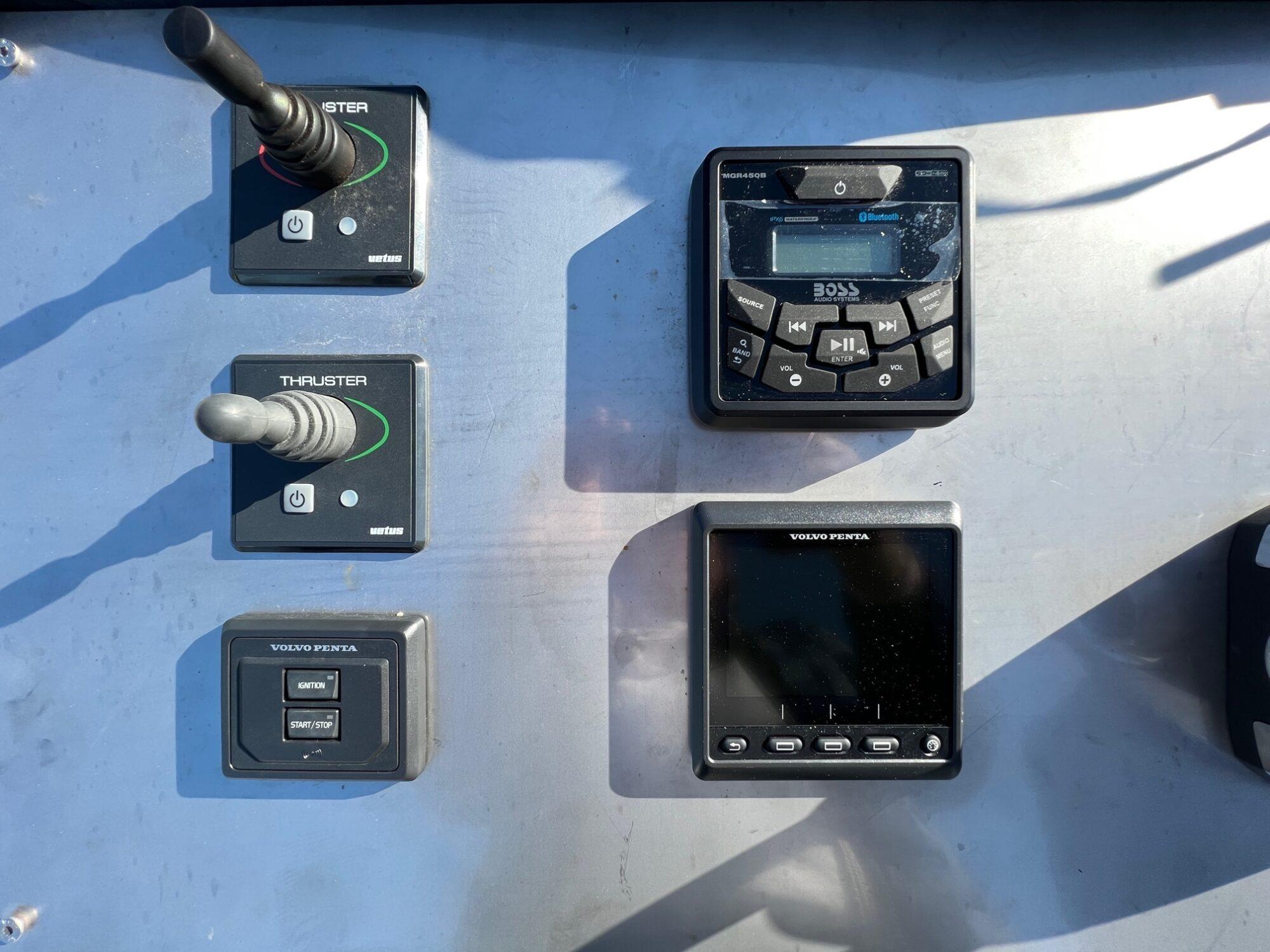 Van Vossen Van Vossen 12.80 AK