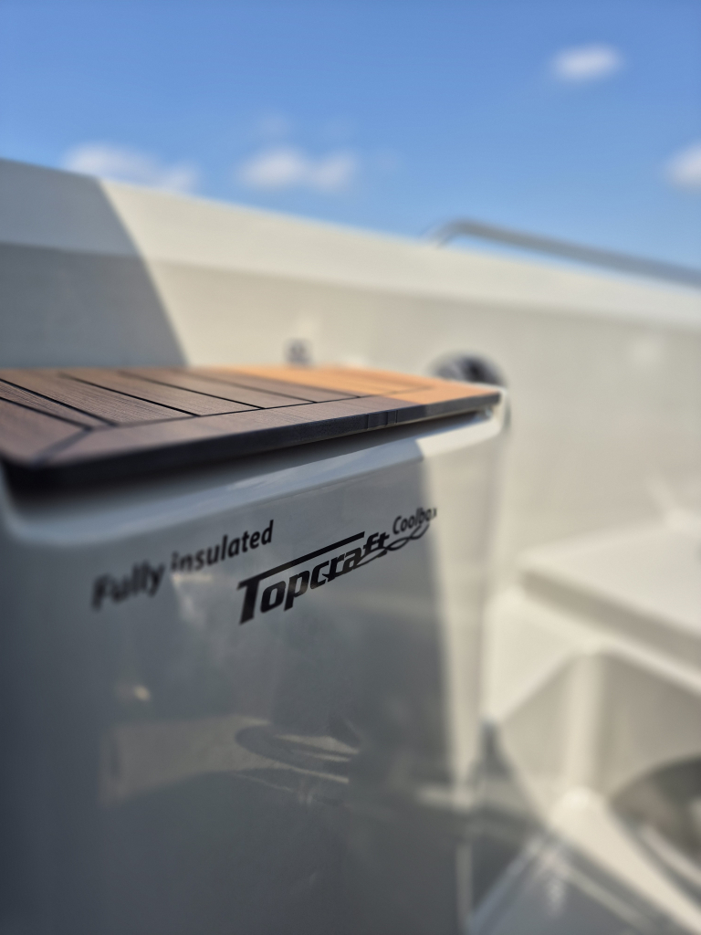 Topcraft 627 Tender