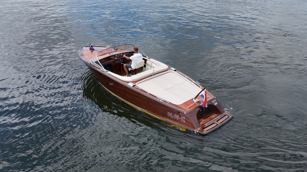 Boesch 750 Portofino De Luxe