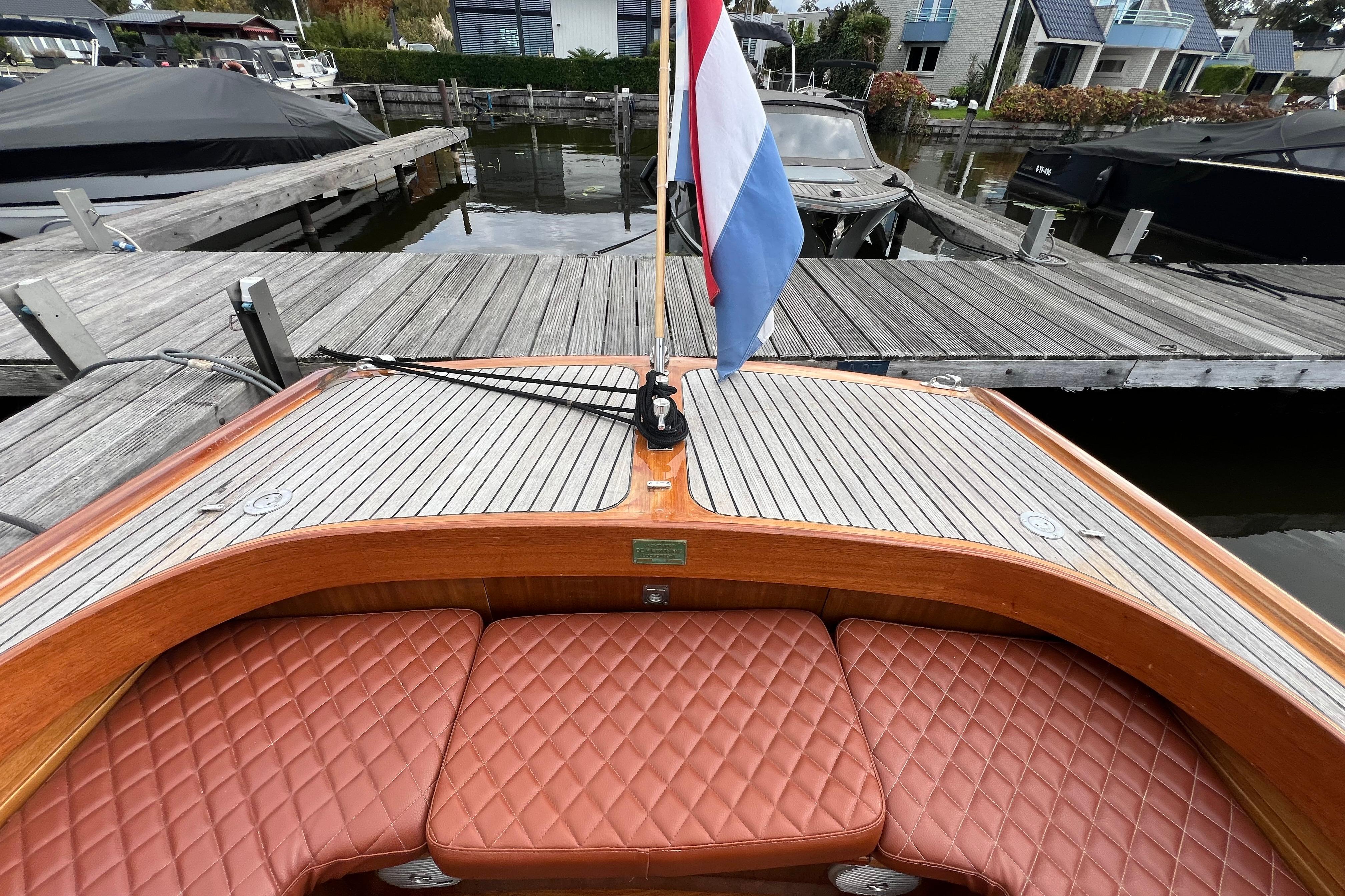 Beaver Yachts 28 Picknick Lounge