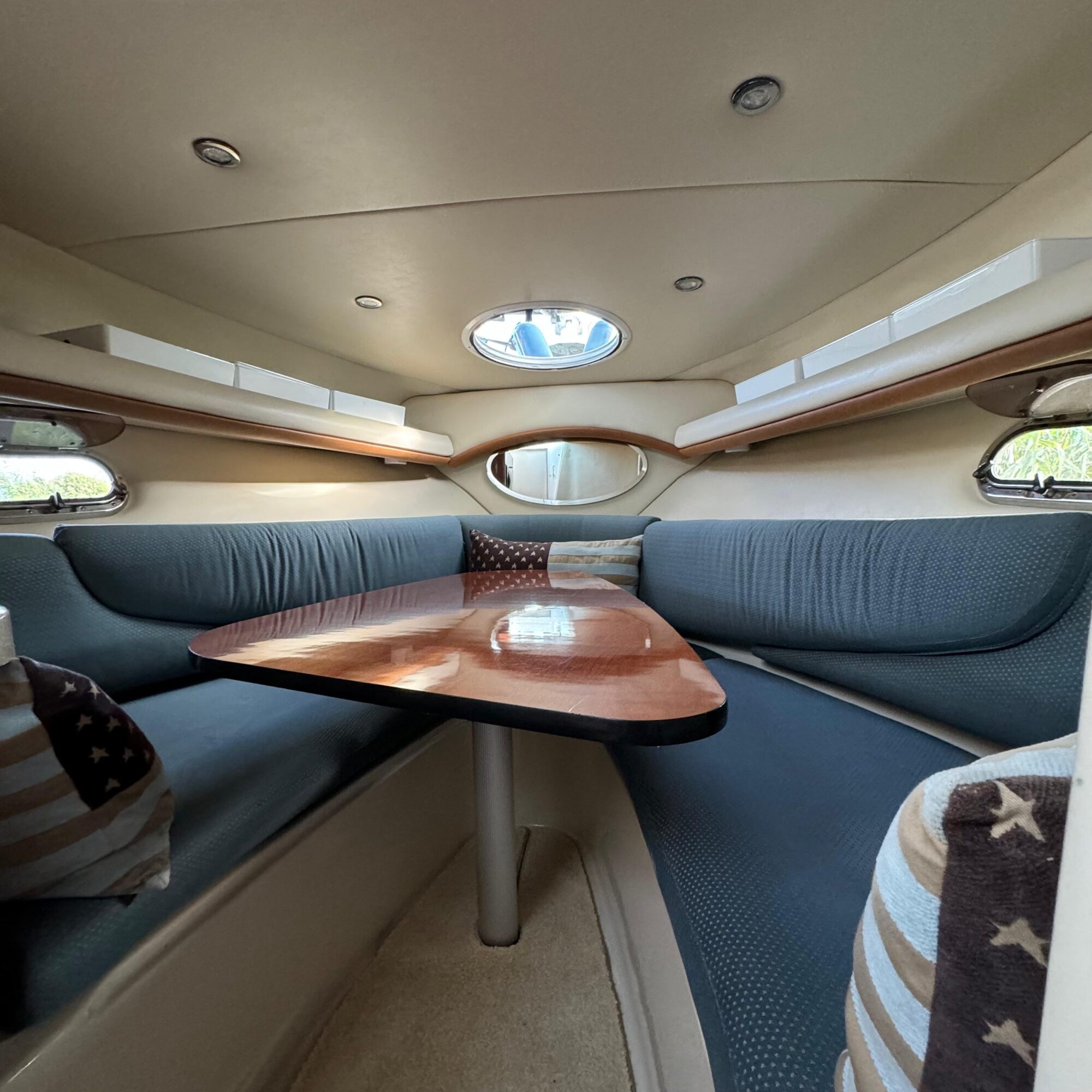 Four Winns 248 Vista