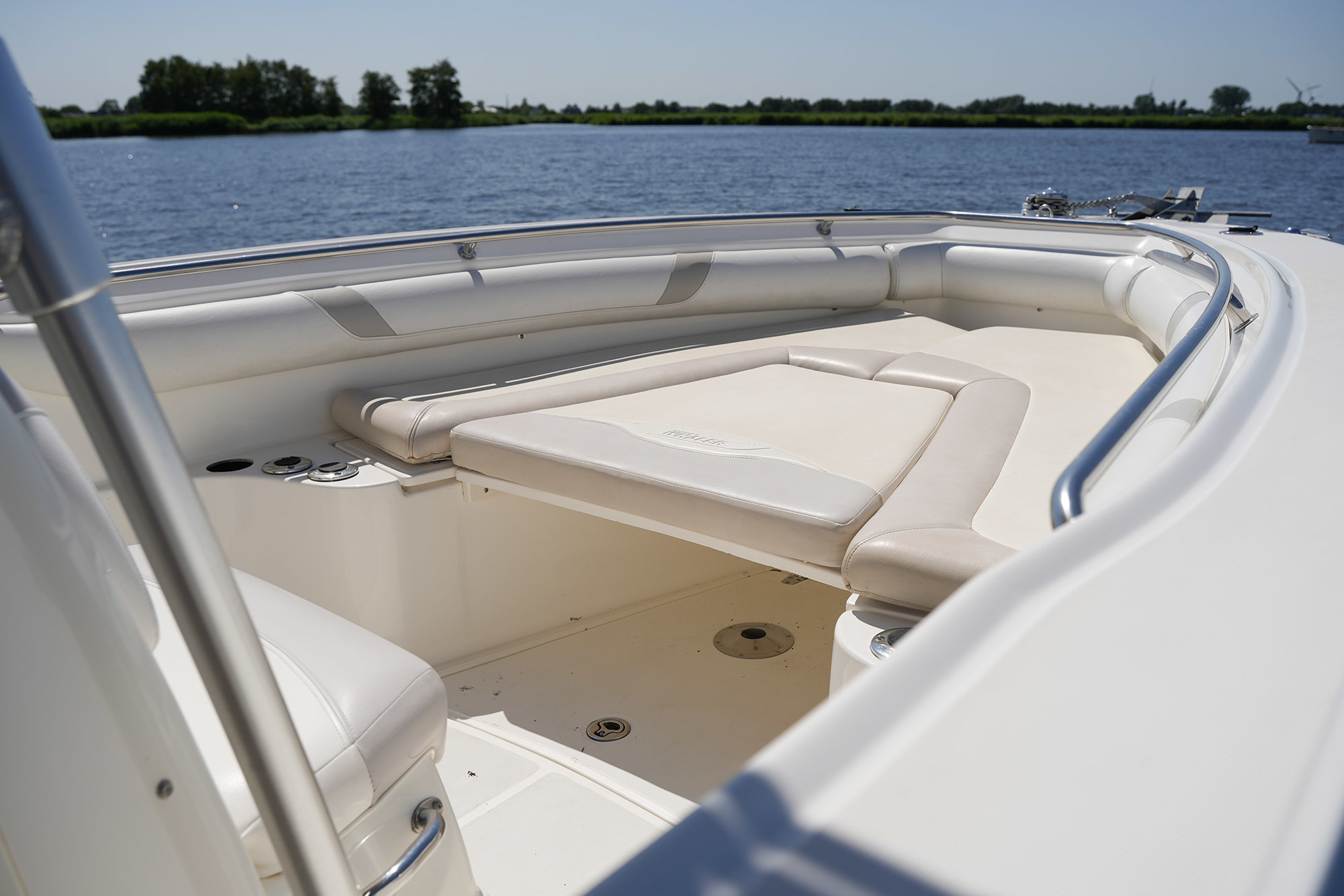 Boston Whaler 270 Outrage