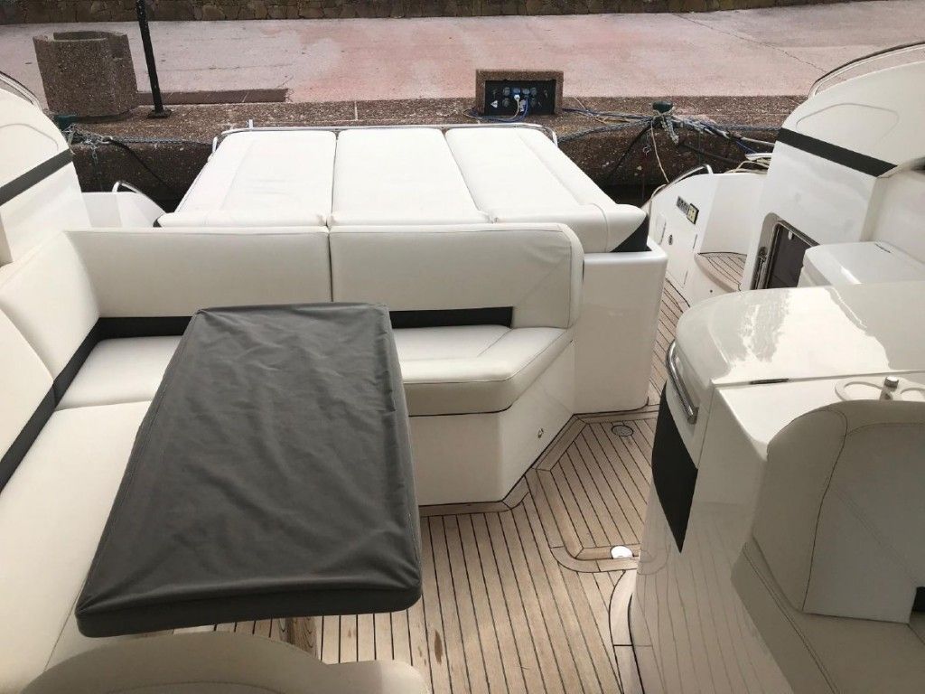 Princess V42
