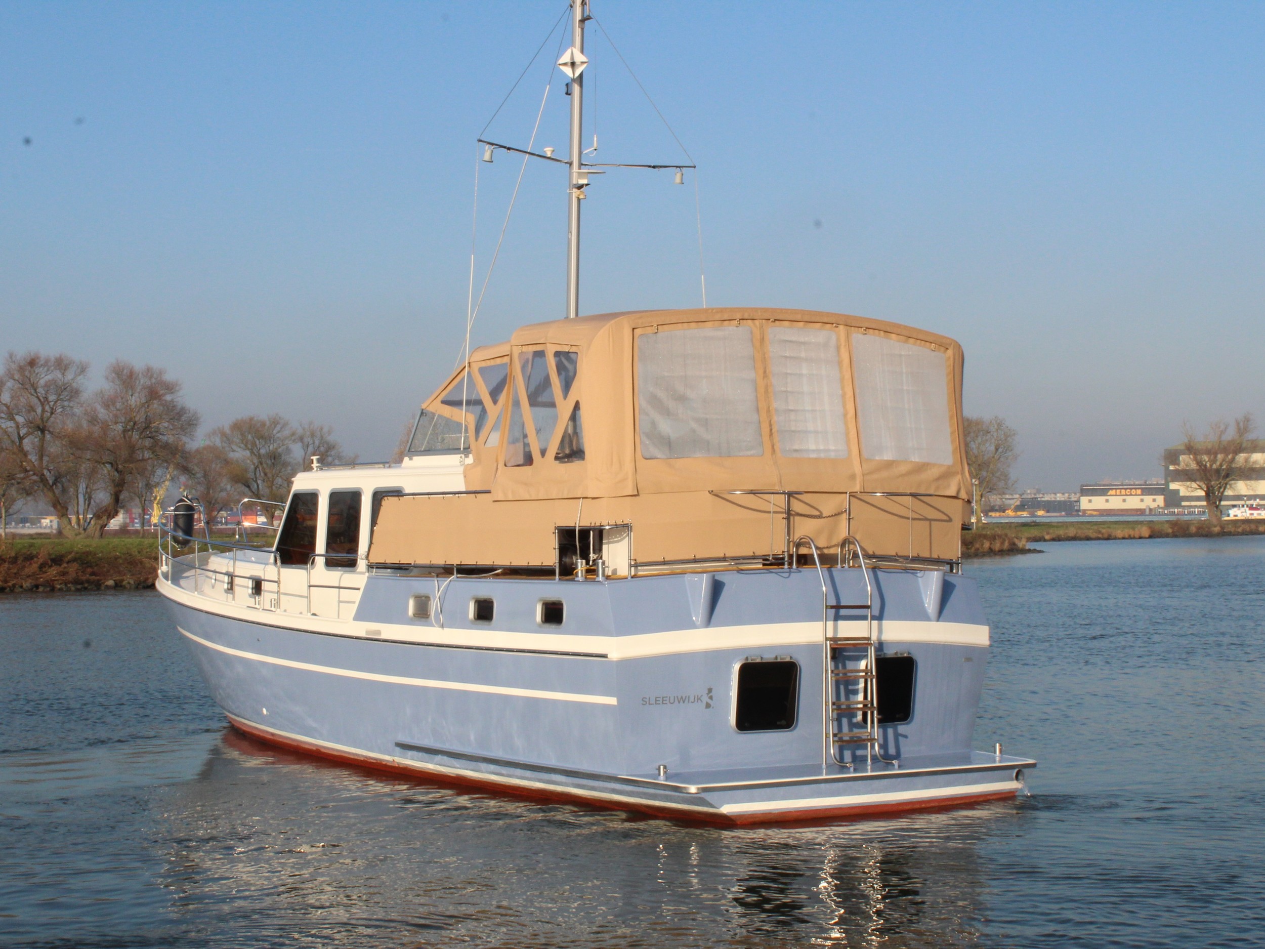 Aquanaut Drifter Trawler 1250 AK