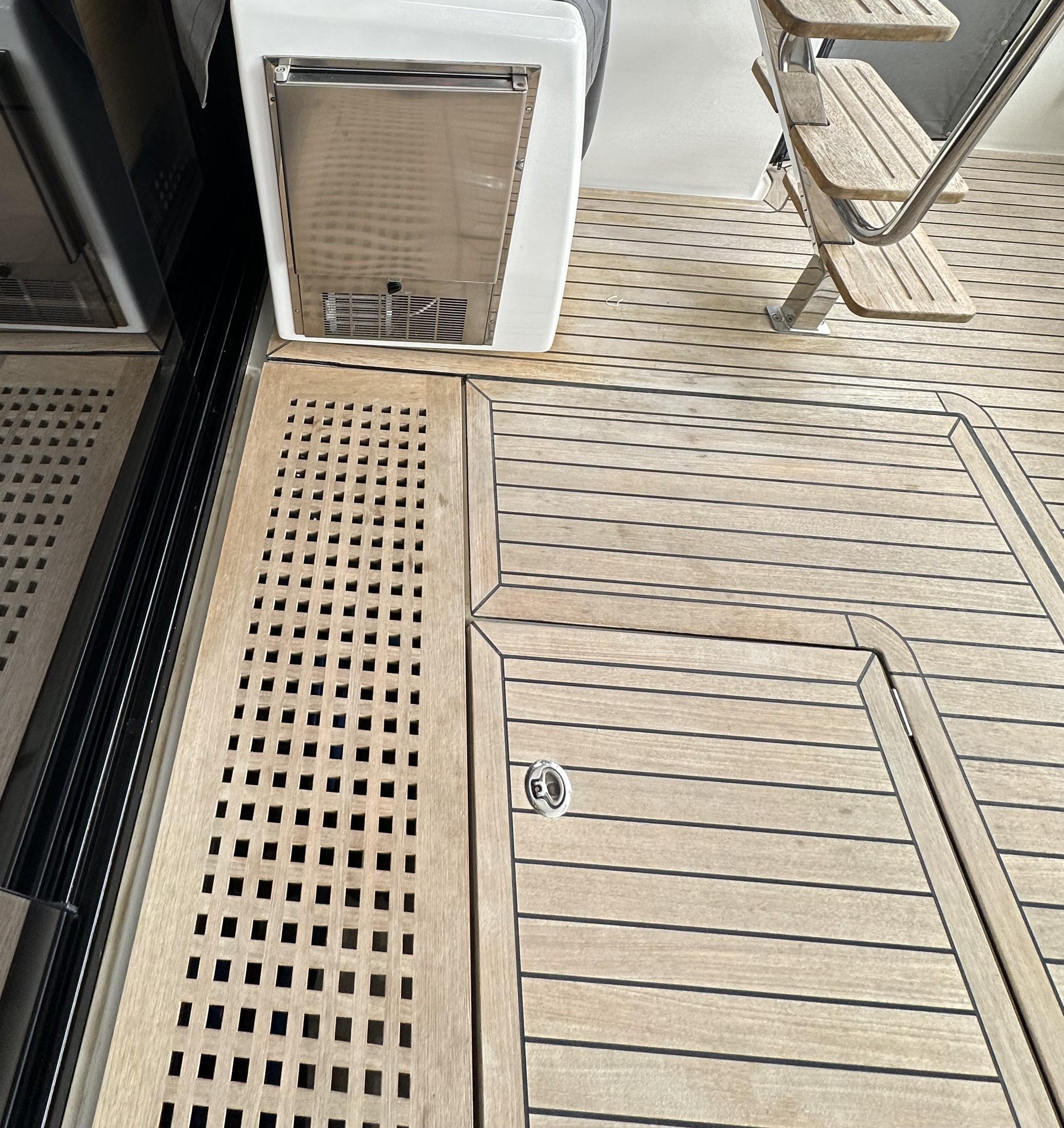 Bavaria R55 Flybridge