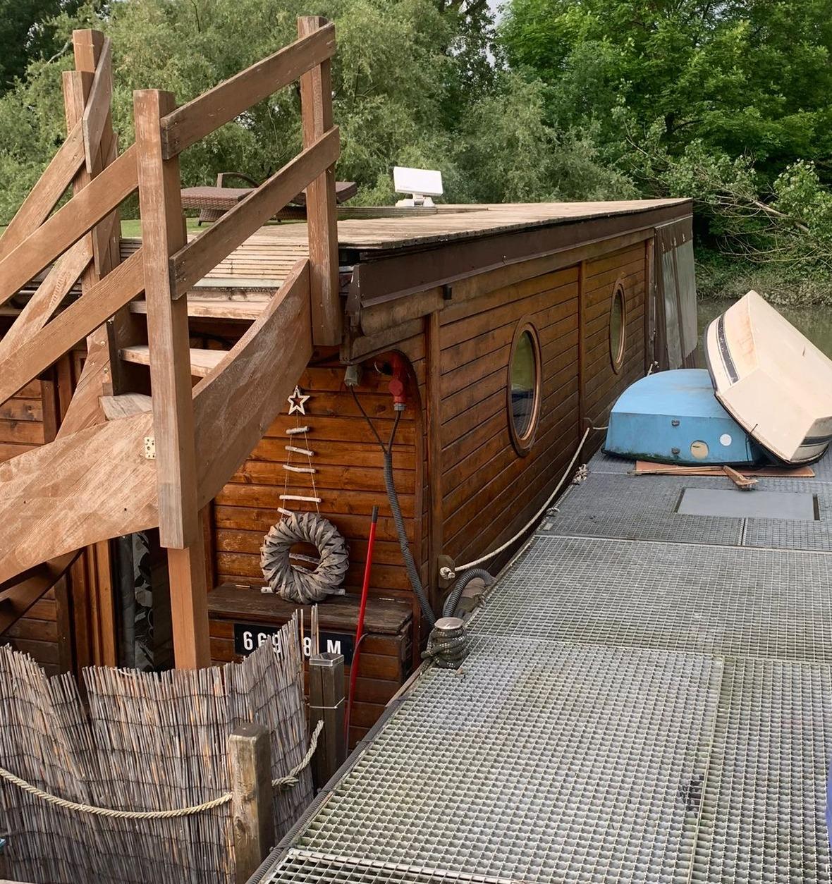 H2O Boats Houseboat 12.50