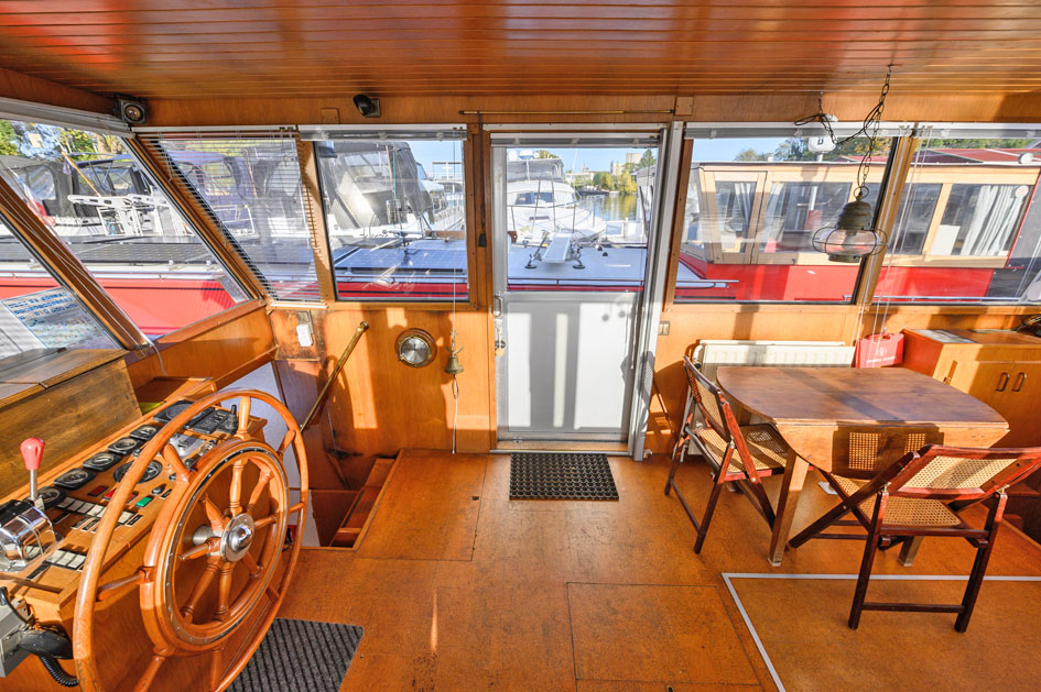 Luxe Motor 21.18 met UBC