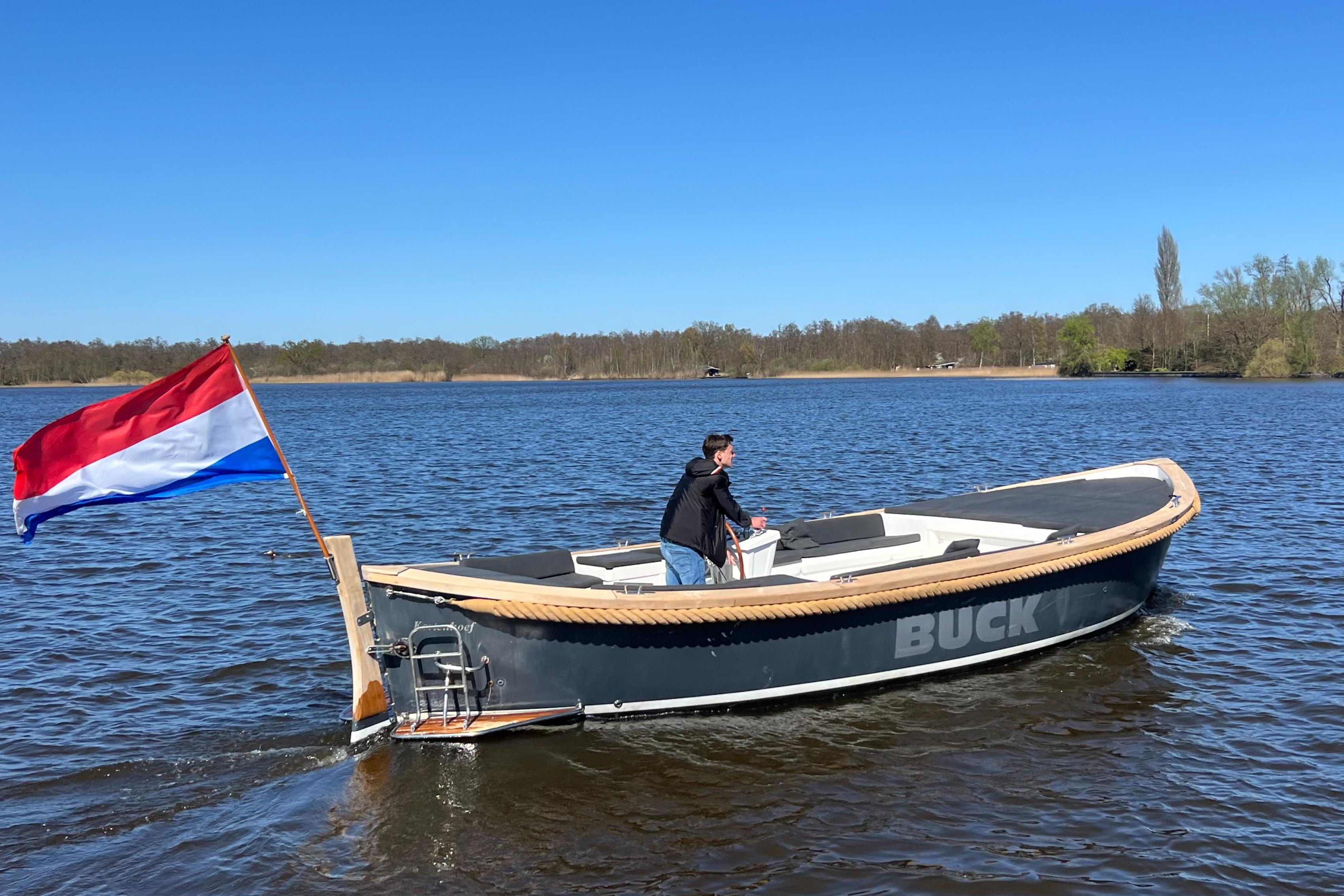 Sloep Reddingssloep 900