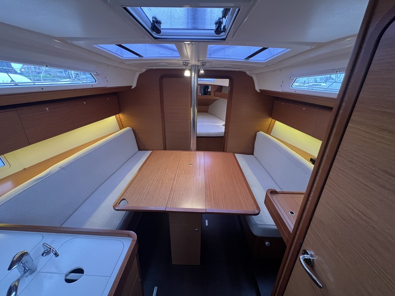 Dufour 360 GL