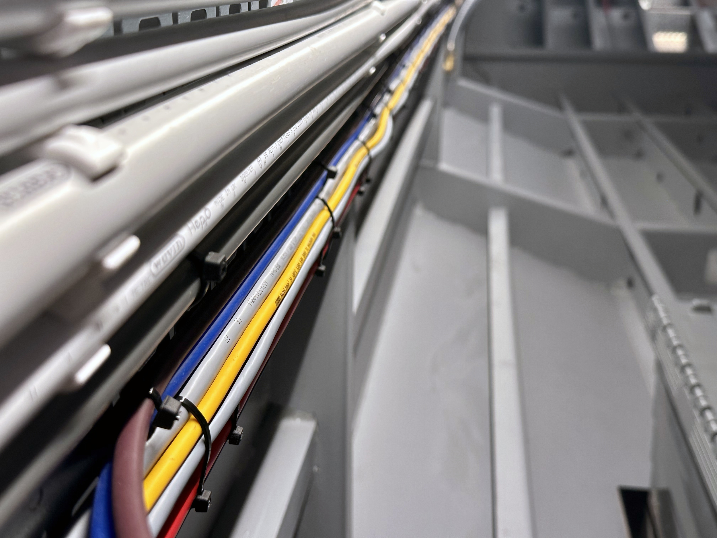 HOMESHIP VaarChalet In Amsterdam 1250D Luxe Houseboat