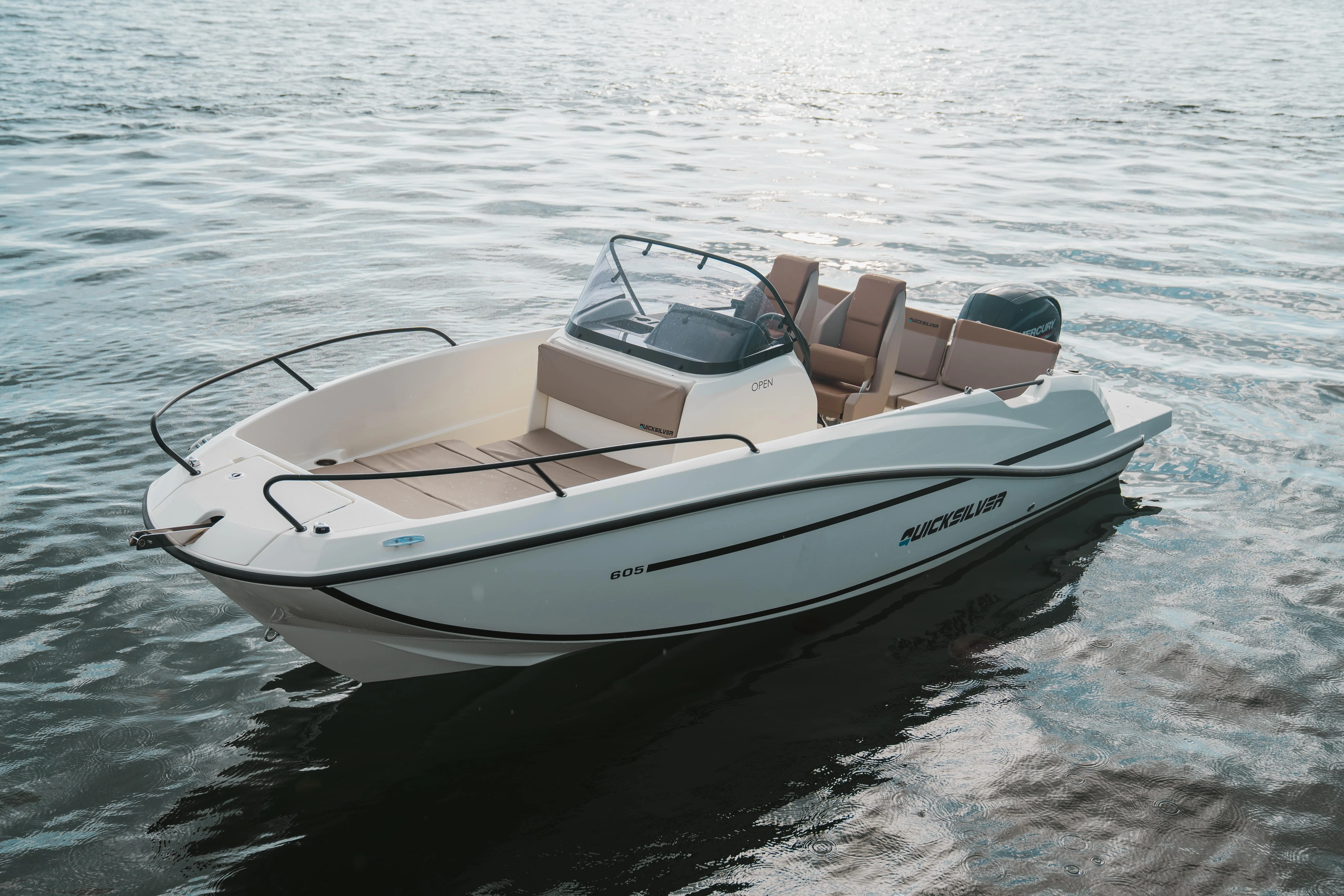 Quicksilver 605 Open