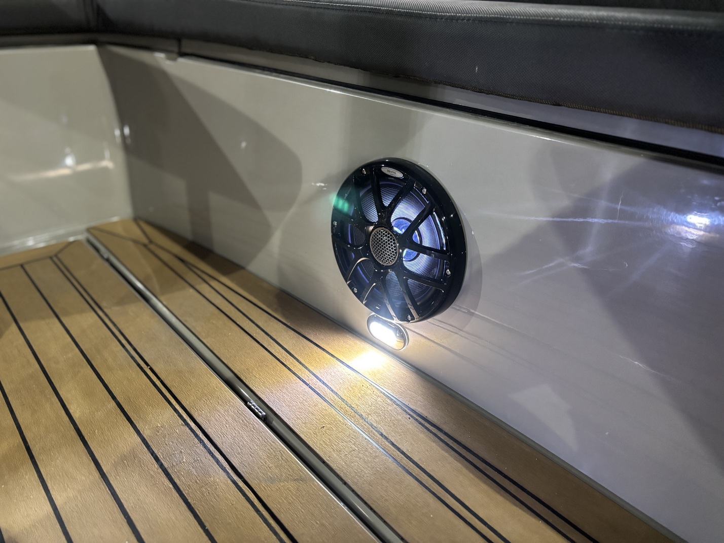 Maxima Boats 820 retro in RAL 7030 kleur op voorraad!