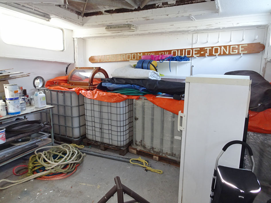 Luxe Motor 36.72, CBB Rijn