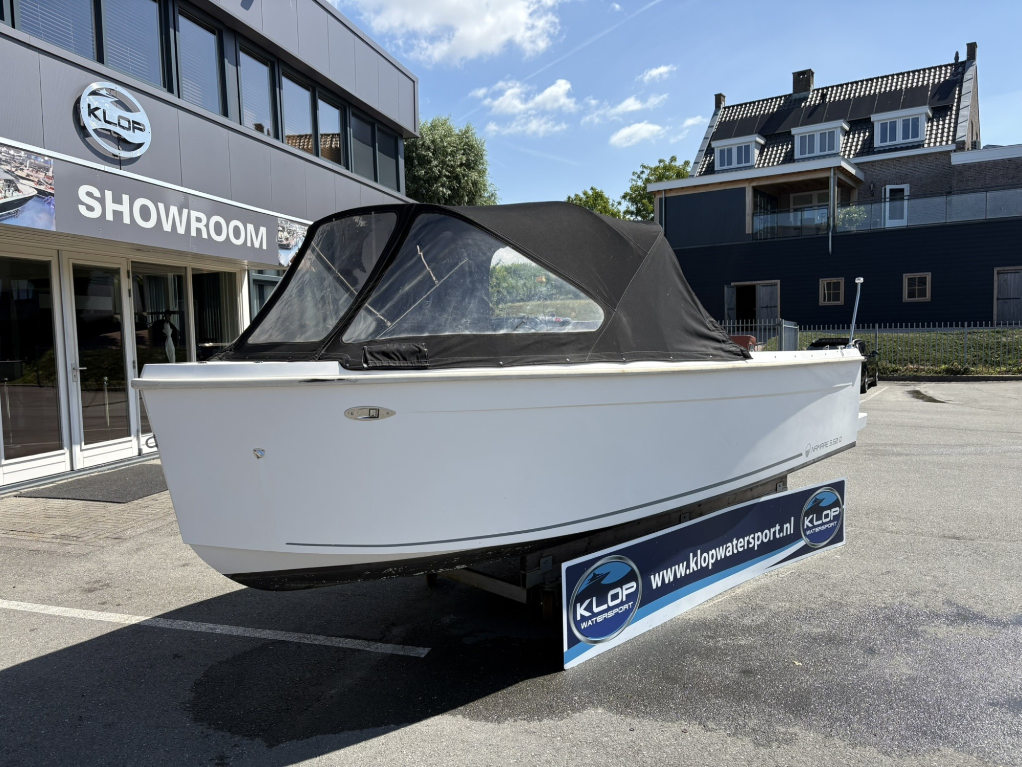 Namare AANBIEDING -  5.60 Q met Honda 20 pk!