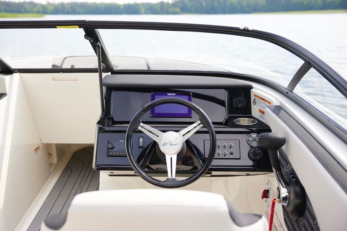 Sea Ray SPX 190 New Model 2025