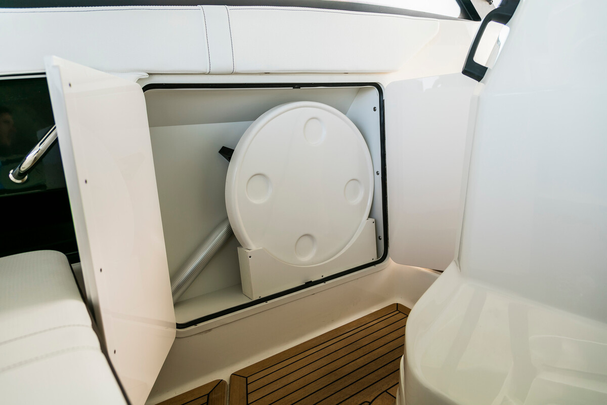 Sea Ray Sundancer 320 OB