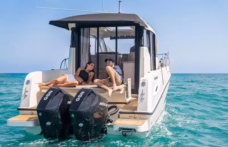 Quicksilver 905 Weekend