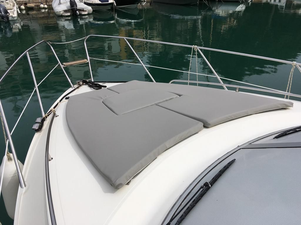 Sealine F34 Flybridge
