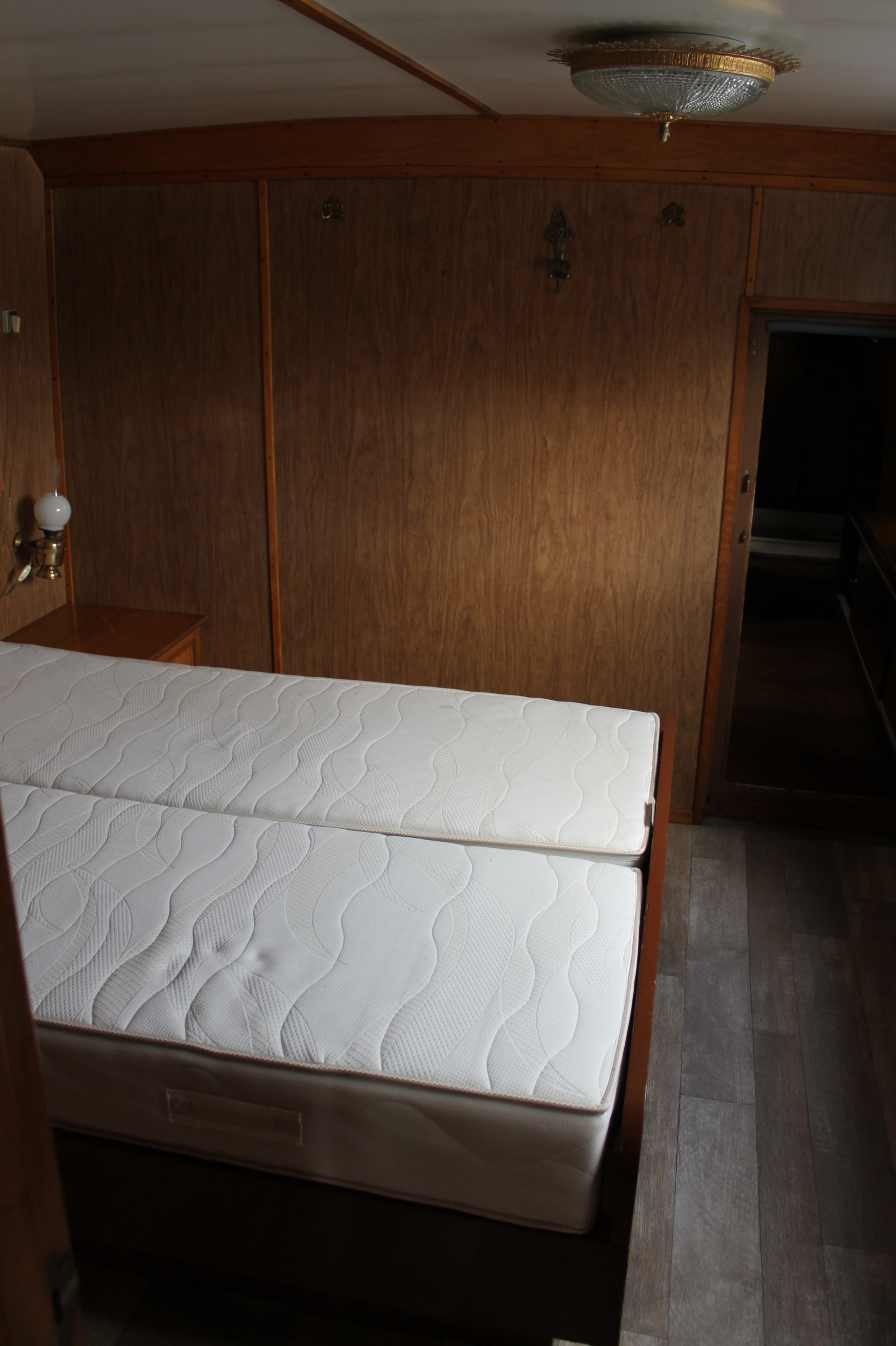 Tjalk Varend Woonschip 19.99