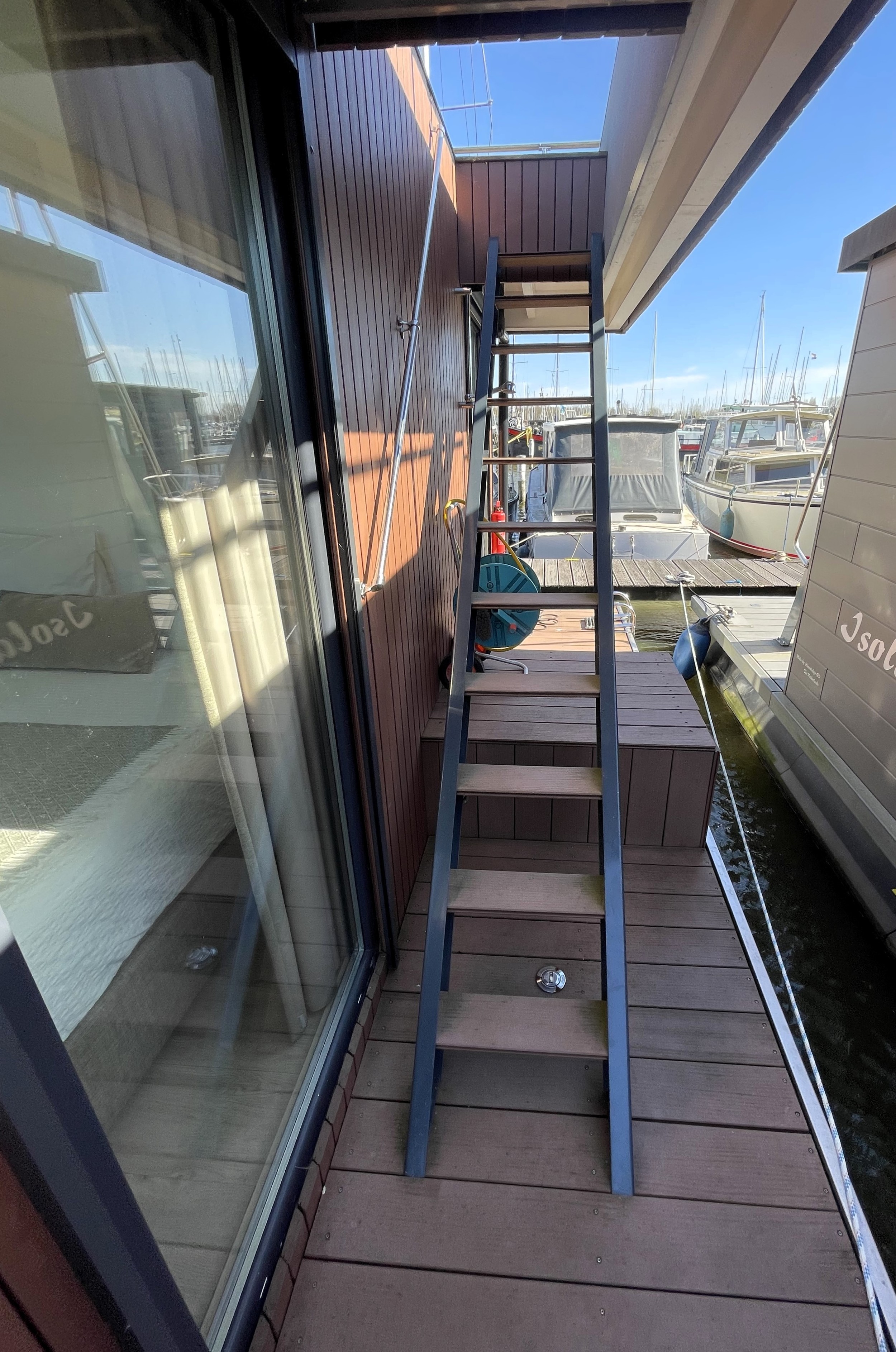 Surla 15 Houseboat Zelfvoorzienend