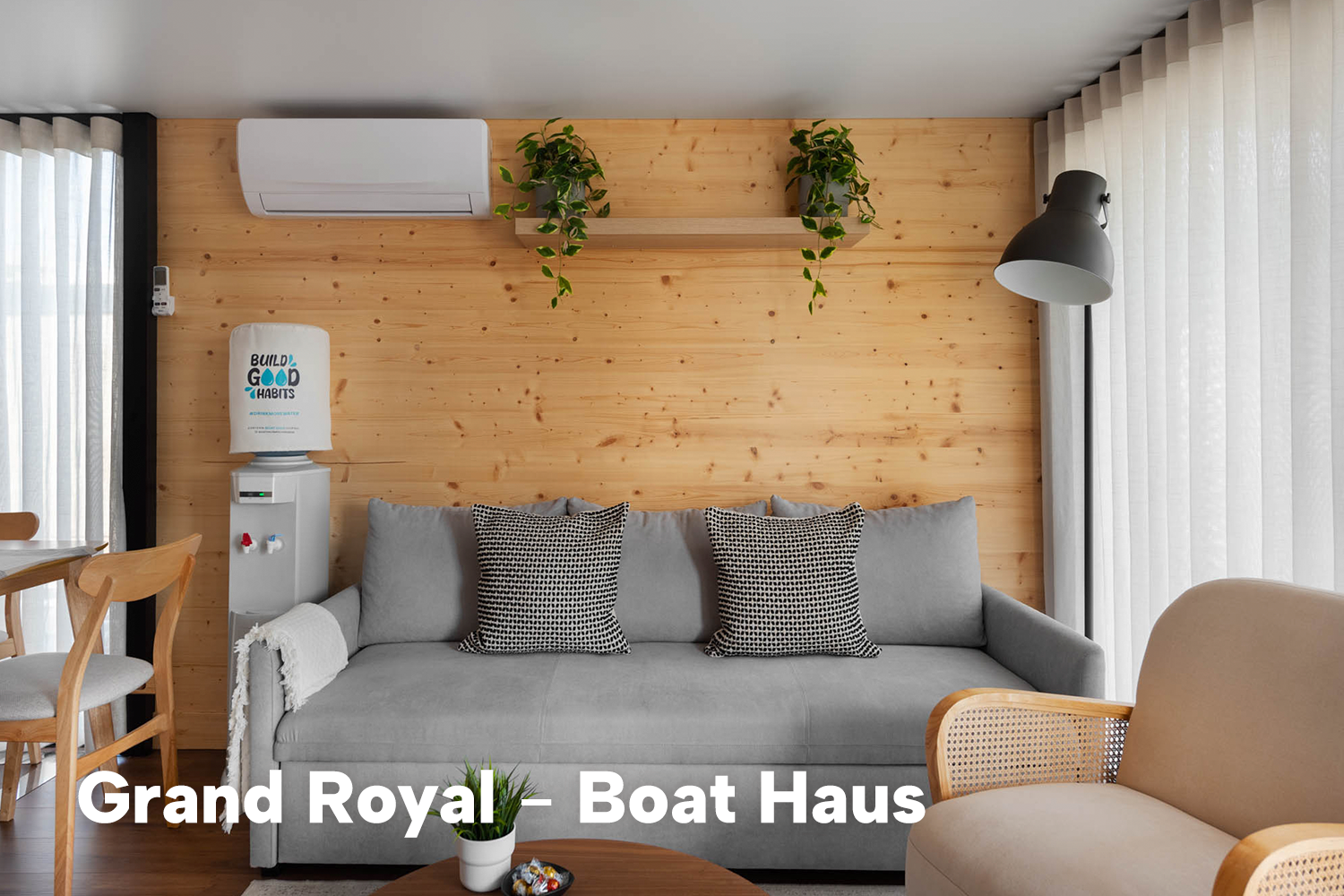 Boat Haus Mediterranean 12X4,5 ROYAL Houseboat