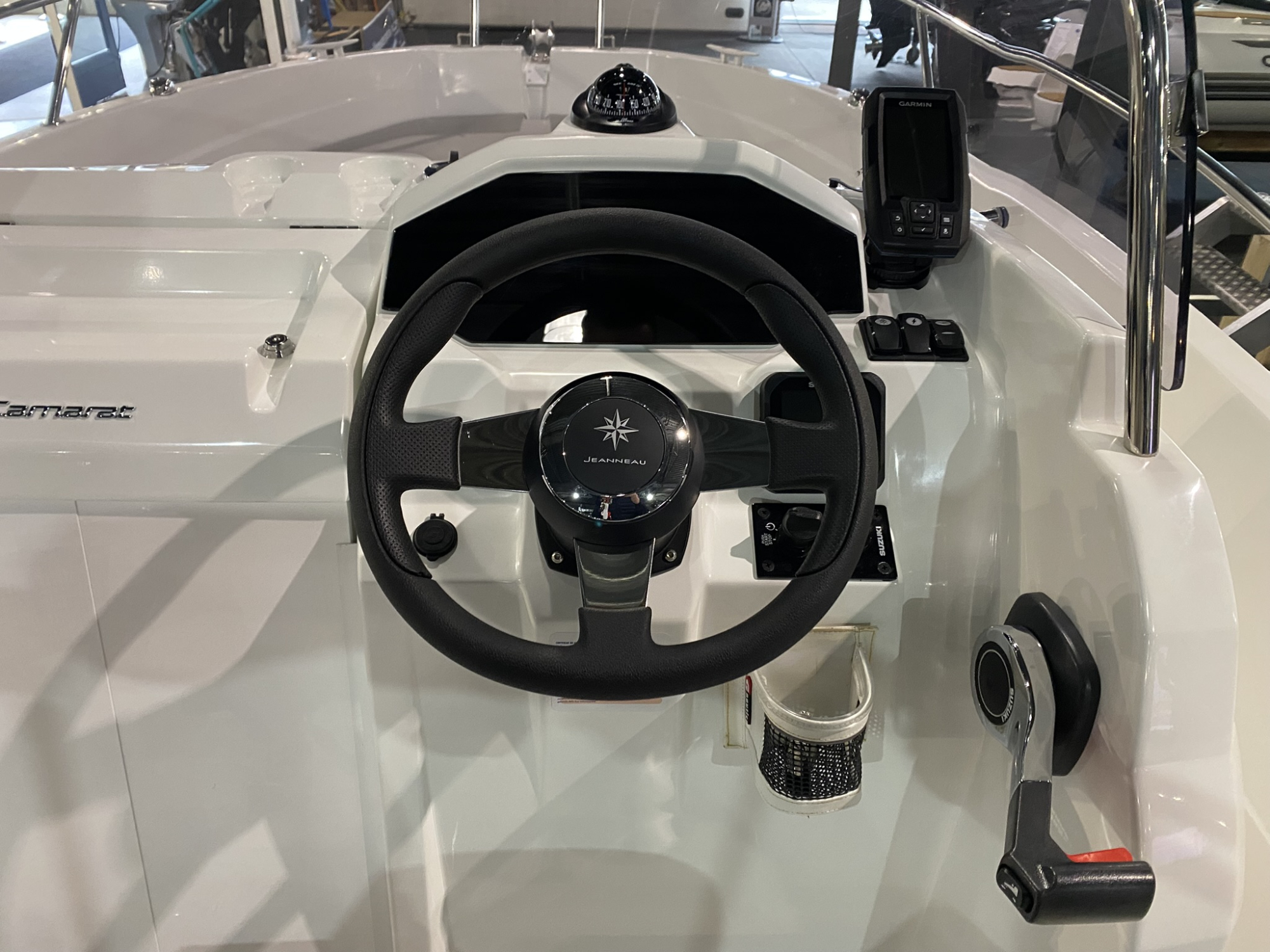 Jeanneau Cap camarat 5.5 cc met suzuki 115 pk uit 2024- Op voorraad!