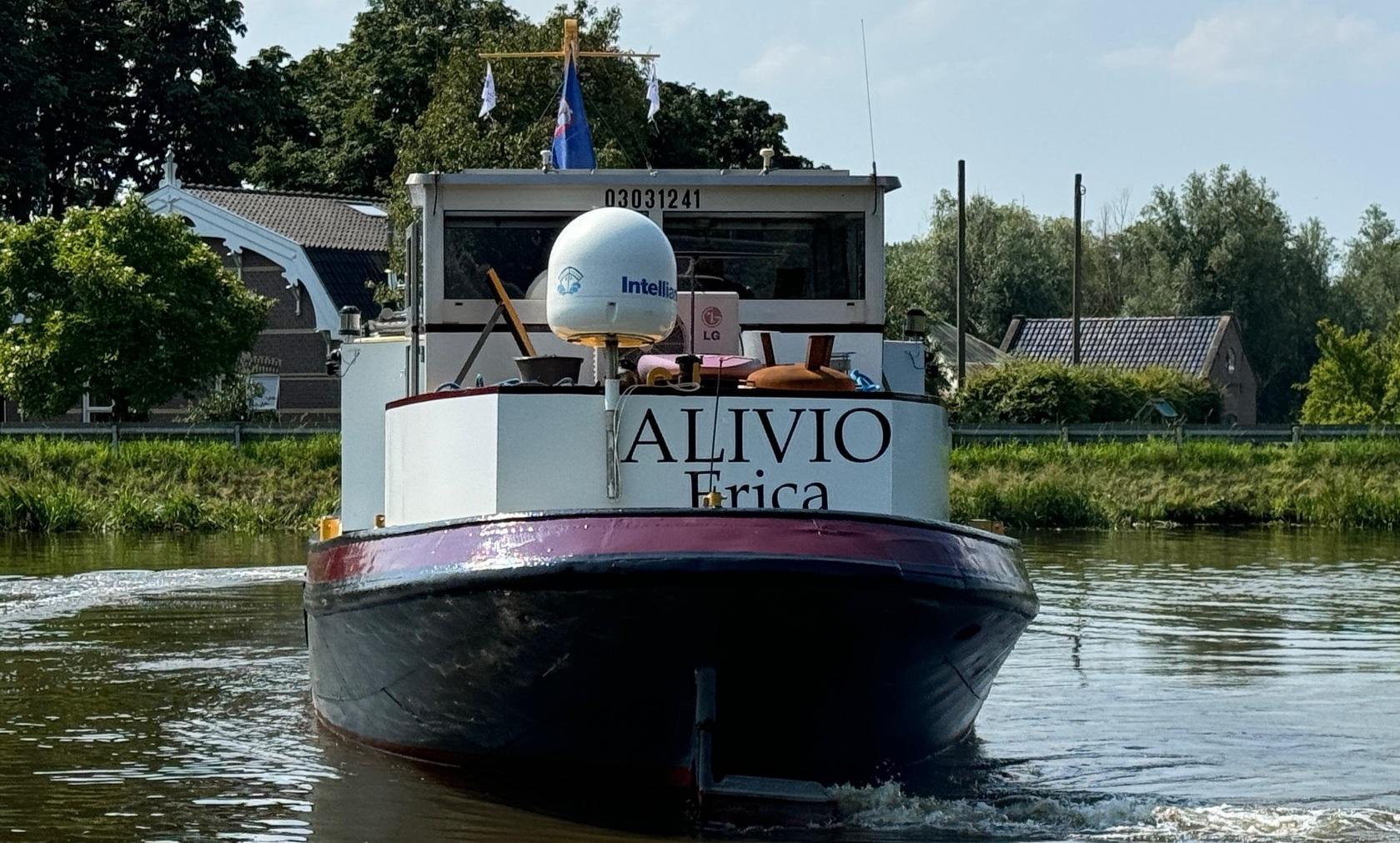 Luxe-Motor Luxe Motor 27.70 VS Varend Woonschip