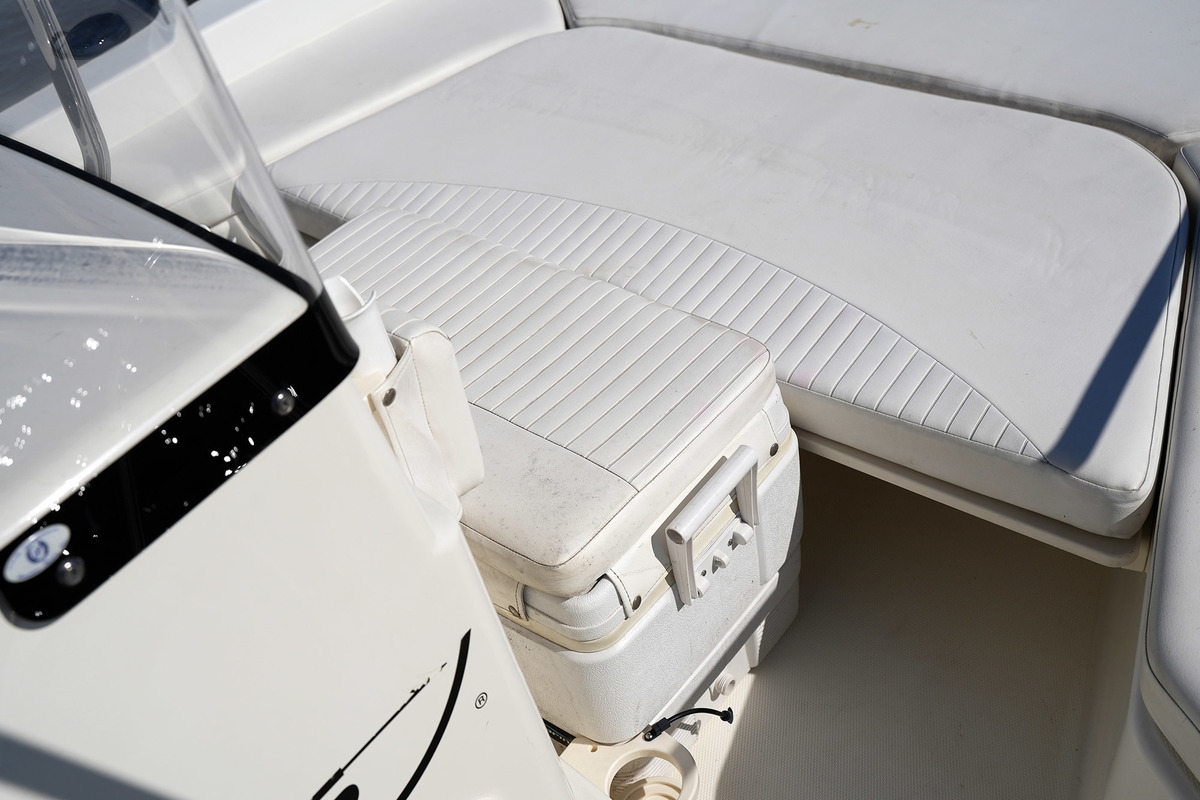 Boston Whaler 190 Montauk