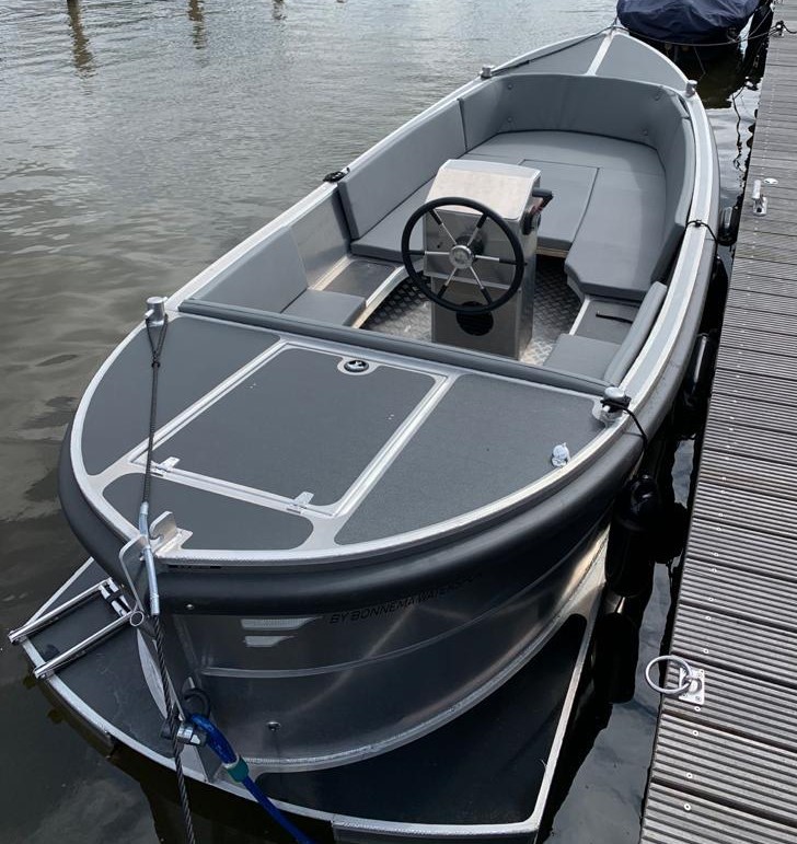 Van Vossen 550 e sloep