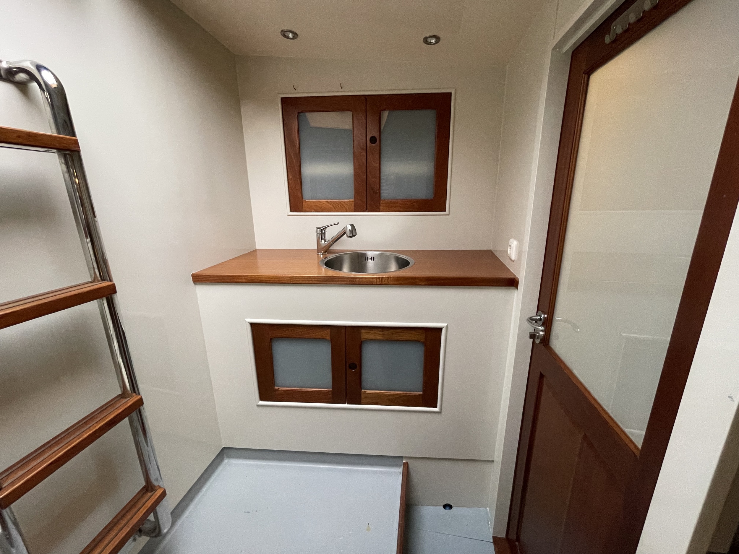 Dykstra Schooner 77, Midzwaard