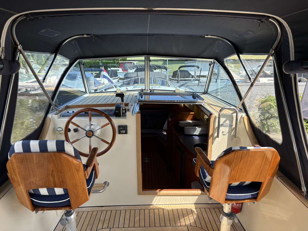 Maril 890 Classic