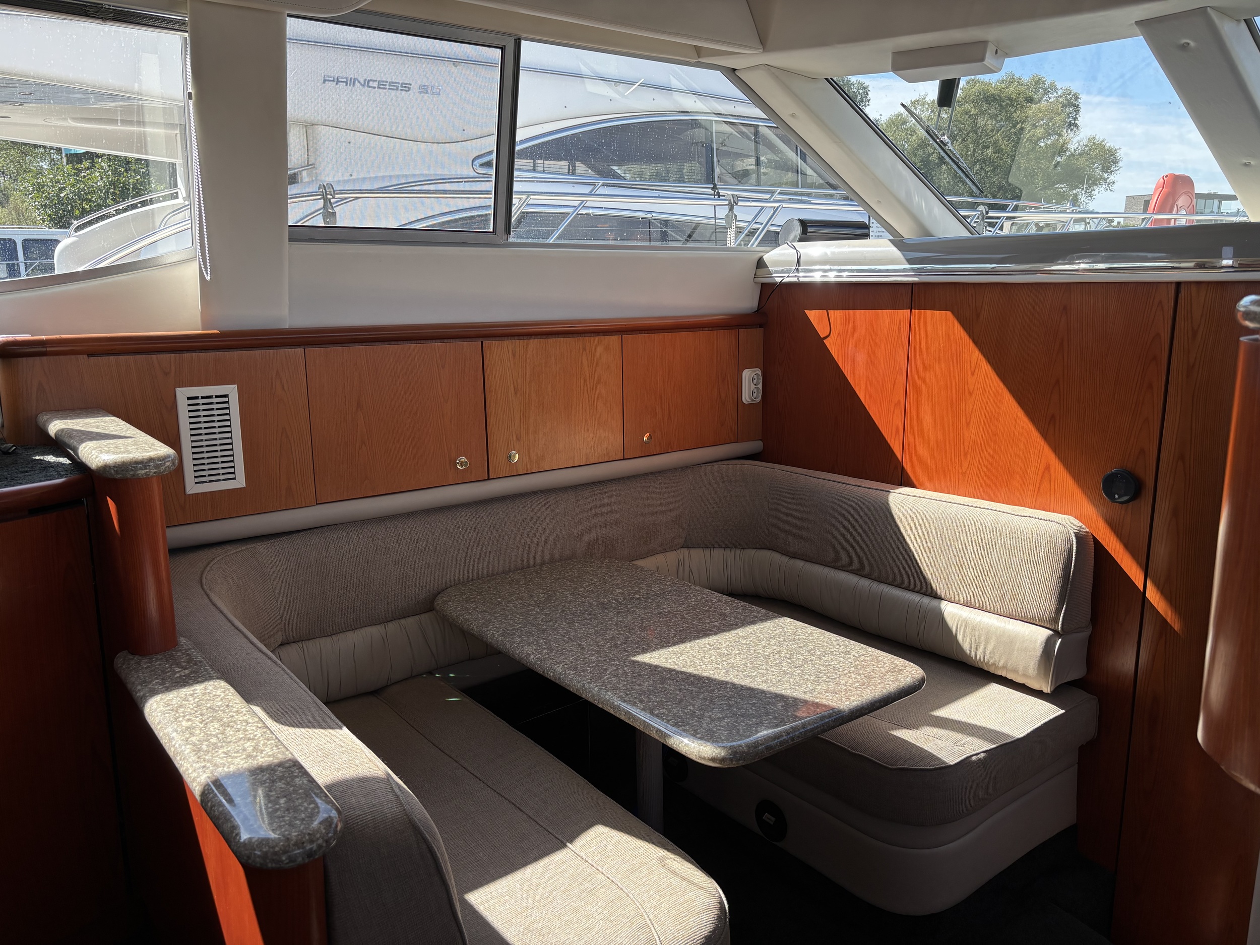 Maxum 4100 SCA