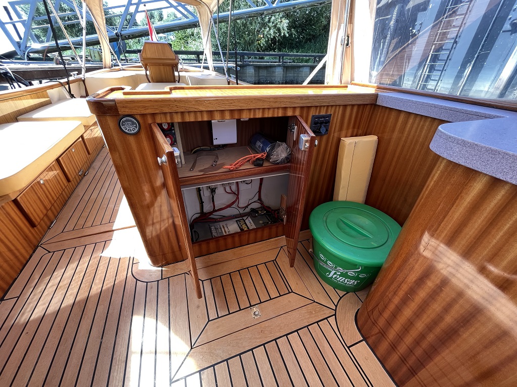 Zalmschouw sloep Kingfish