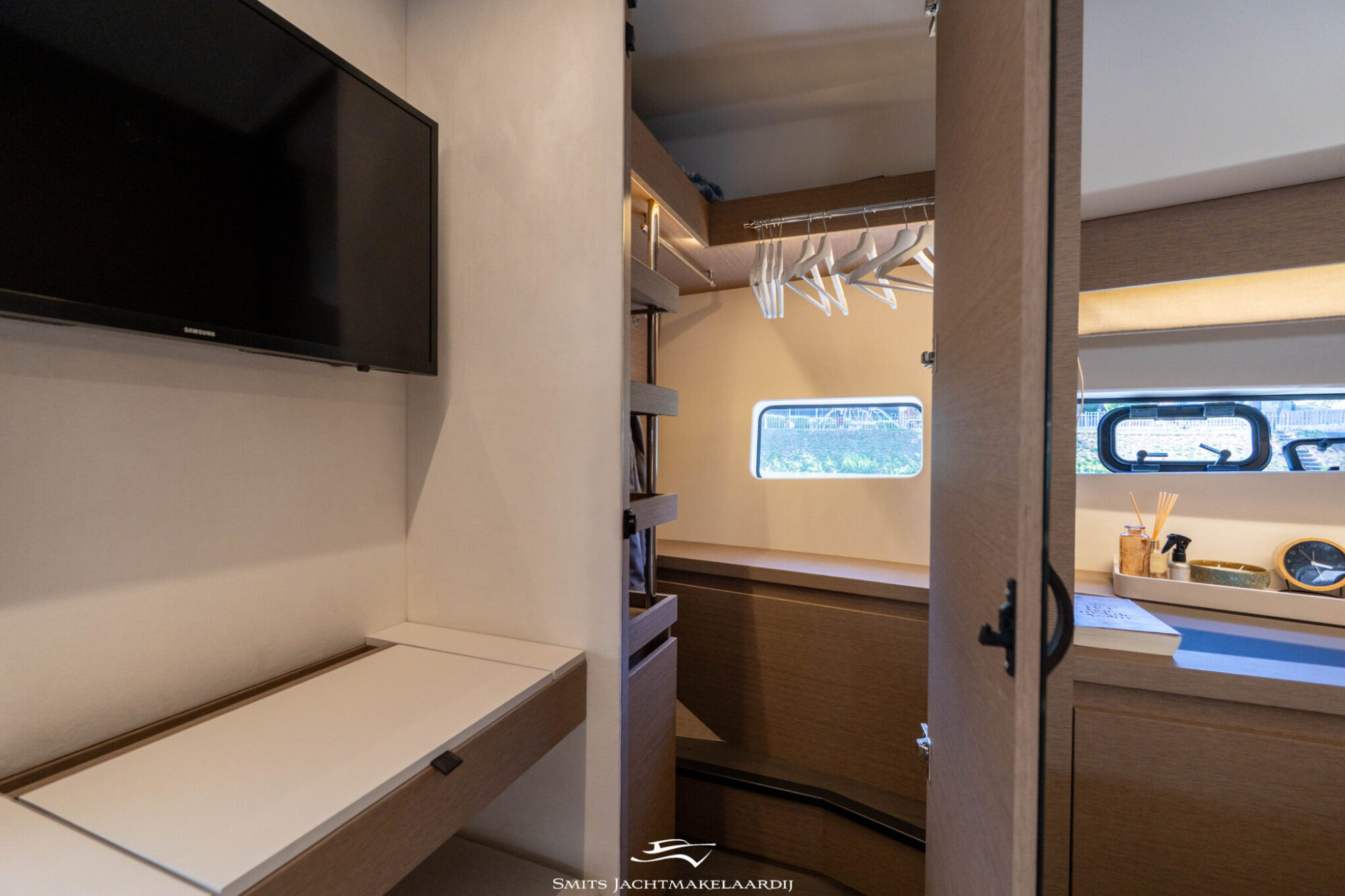 Prestige 590 Flybridge
