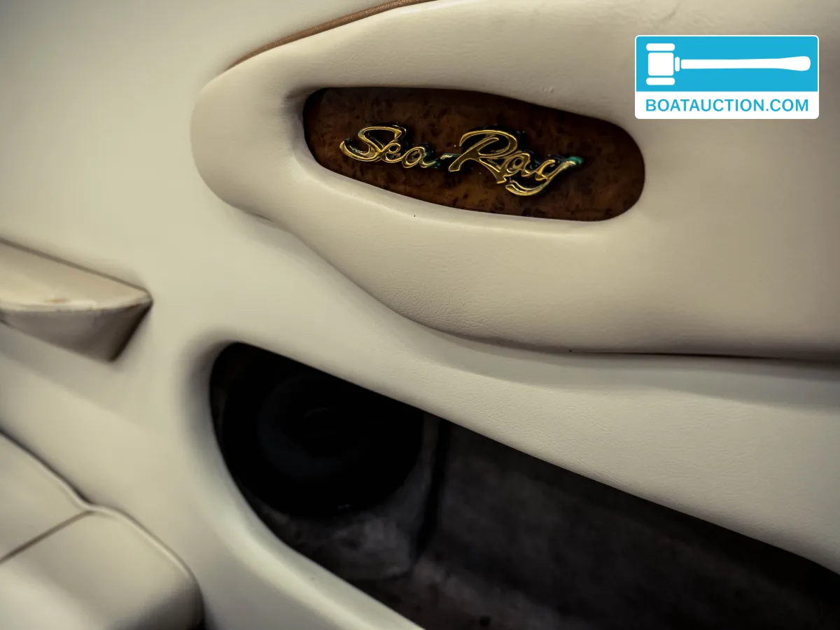 Sea Ray 200 Signature