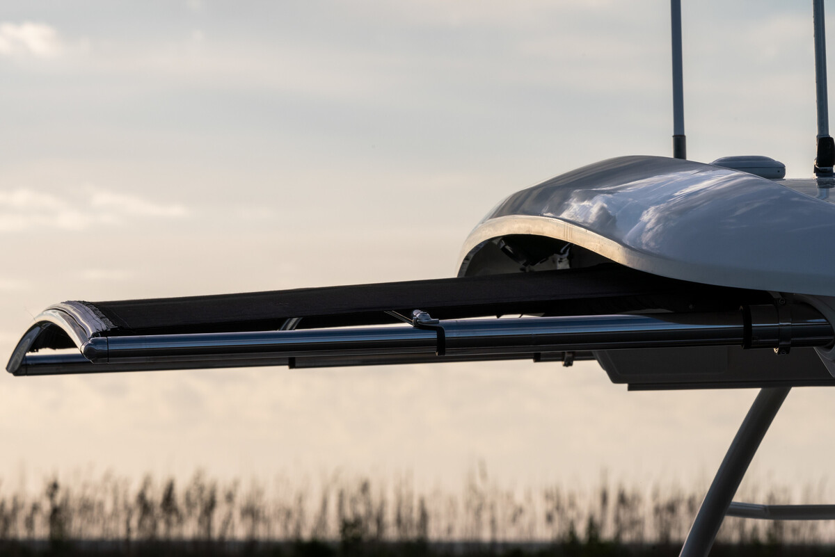 Boston Whaler 380 Realm