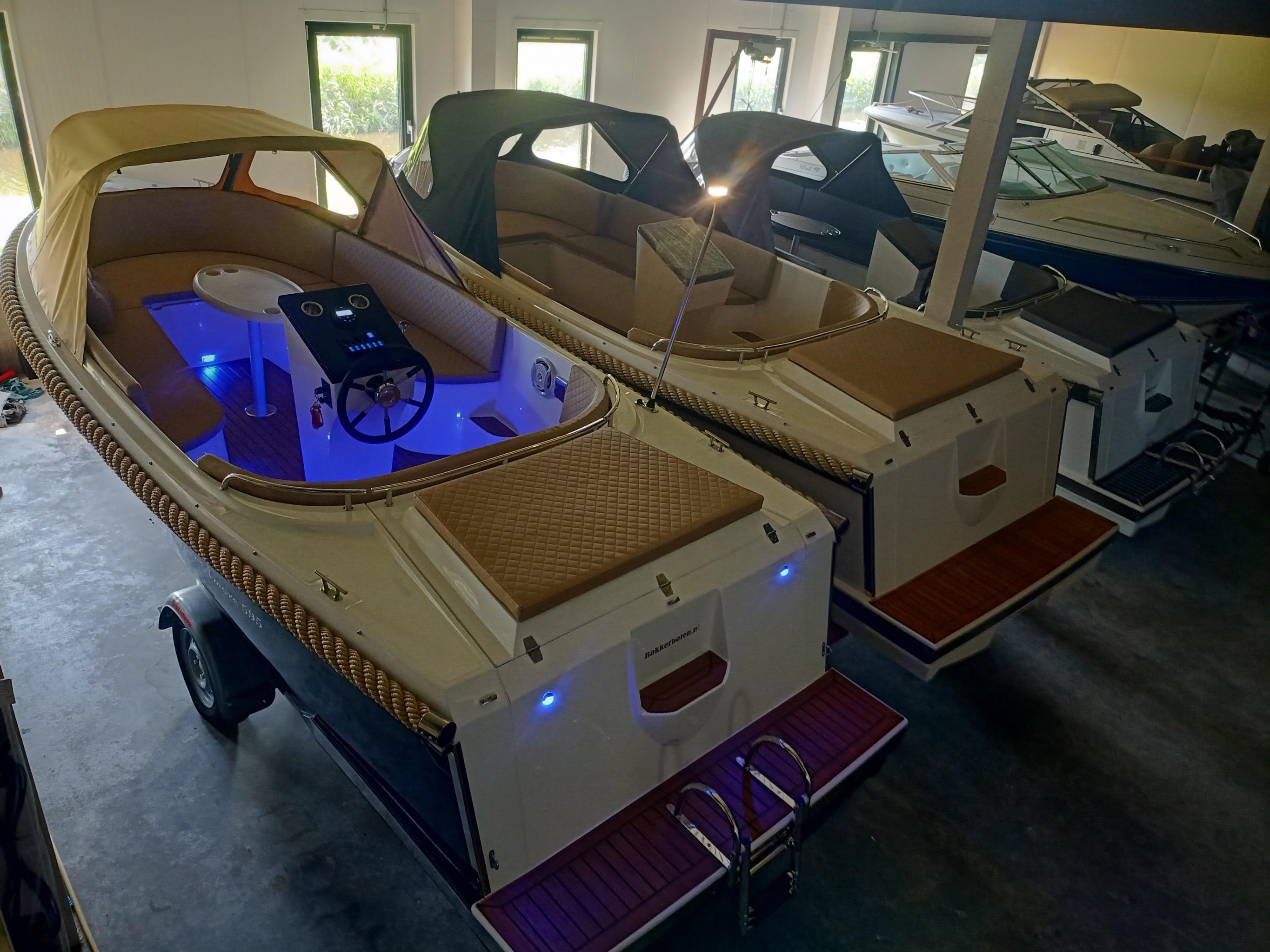 Lago Amore 633 en 606, 595