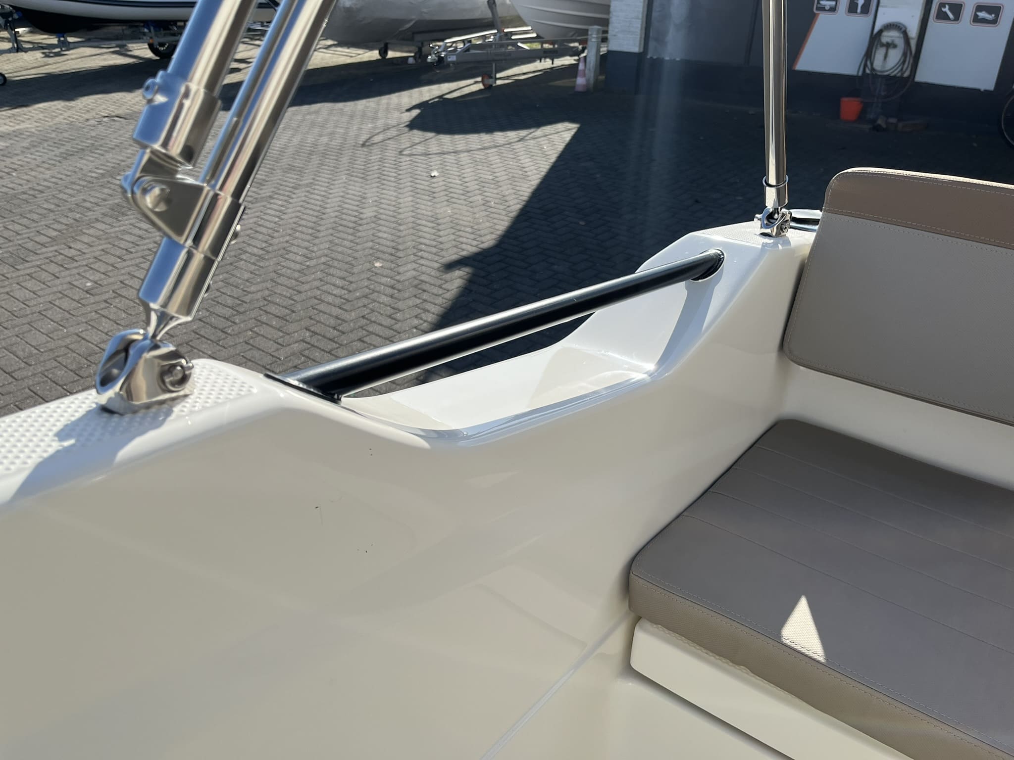 Quicksilver 555 Open